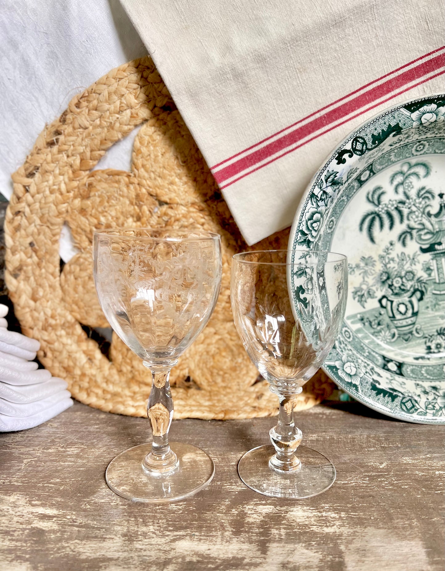 Ensemble de verres à vin et à eau en cristal