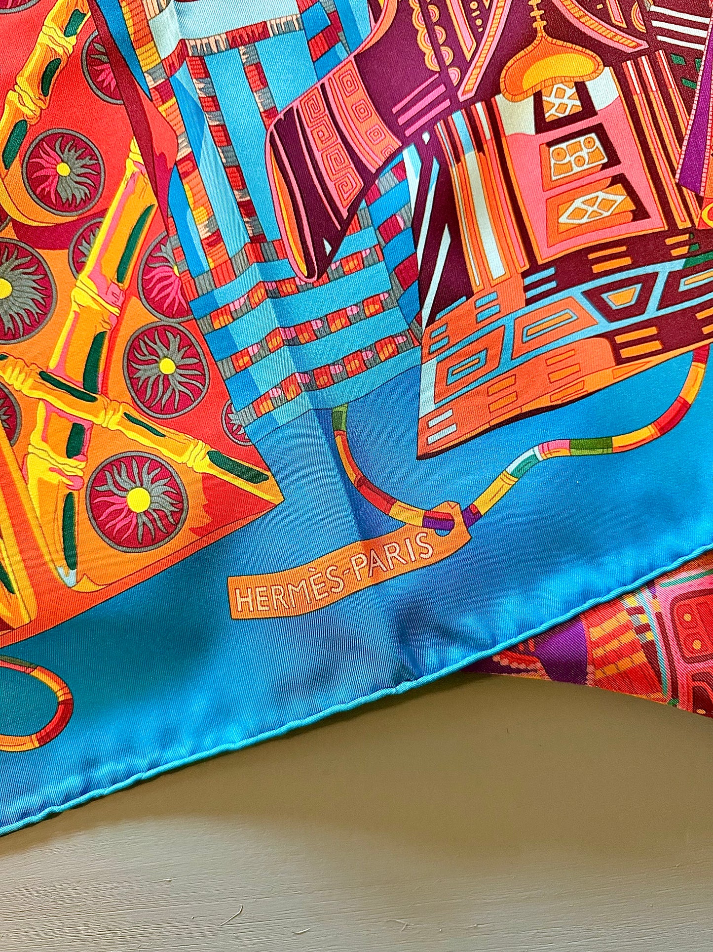 Carré foulard Hermès « Voyage en étoffes » 90/90