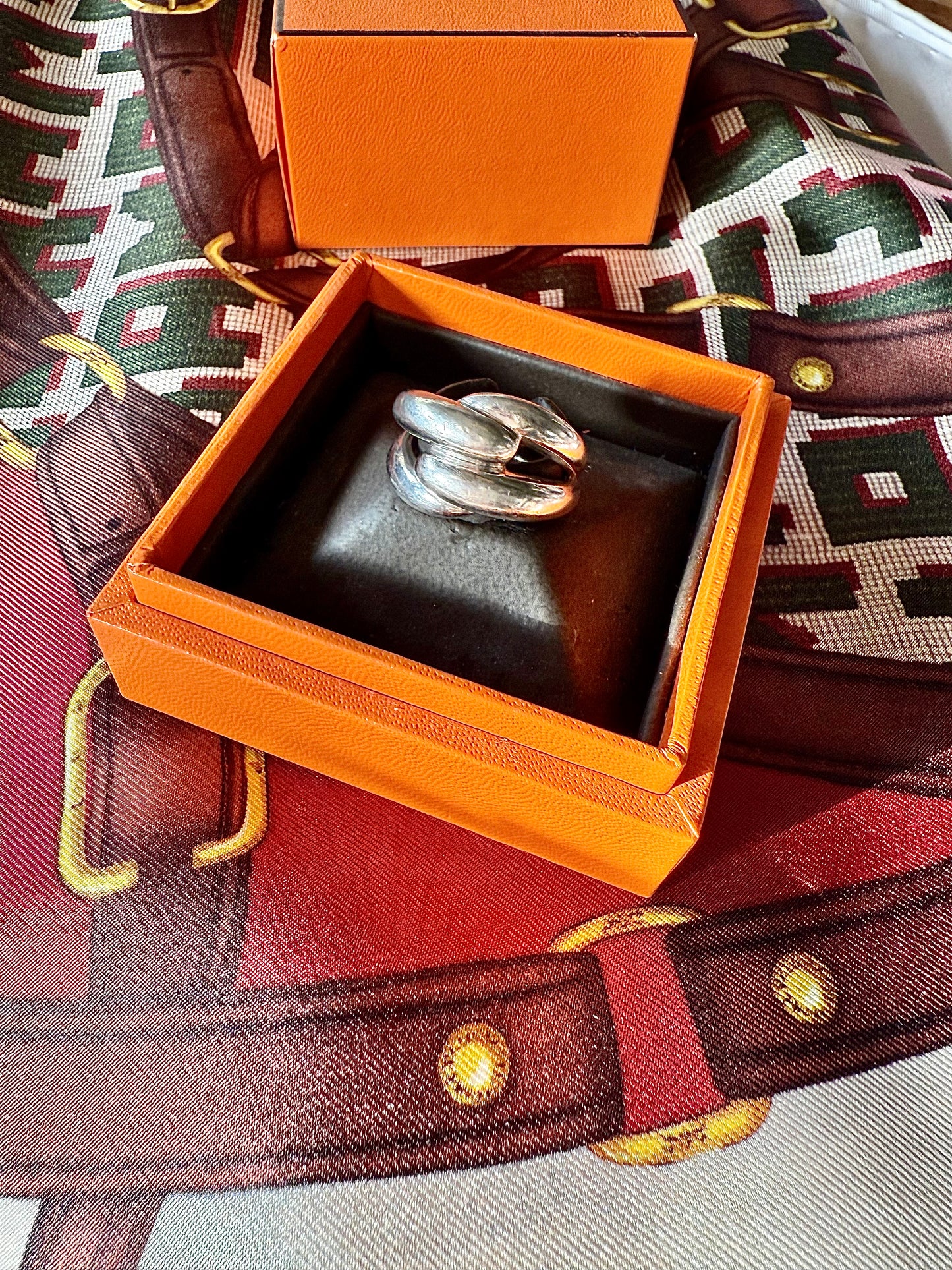 Bague noeud en argent
