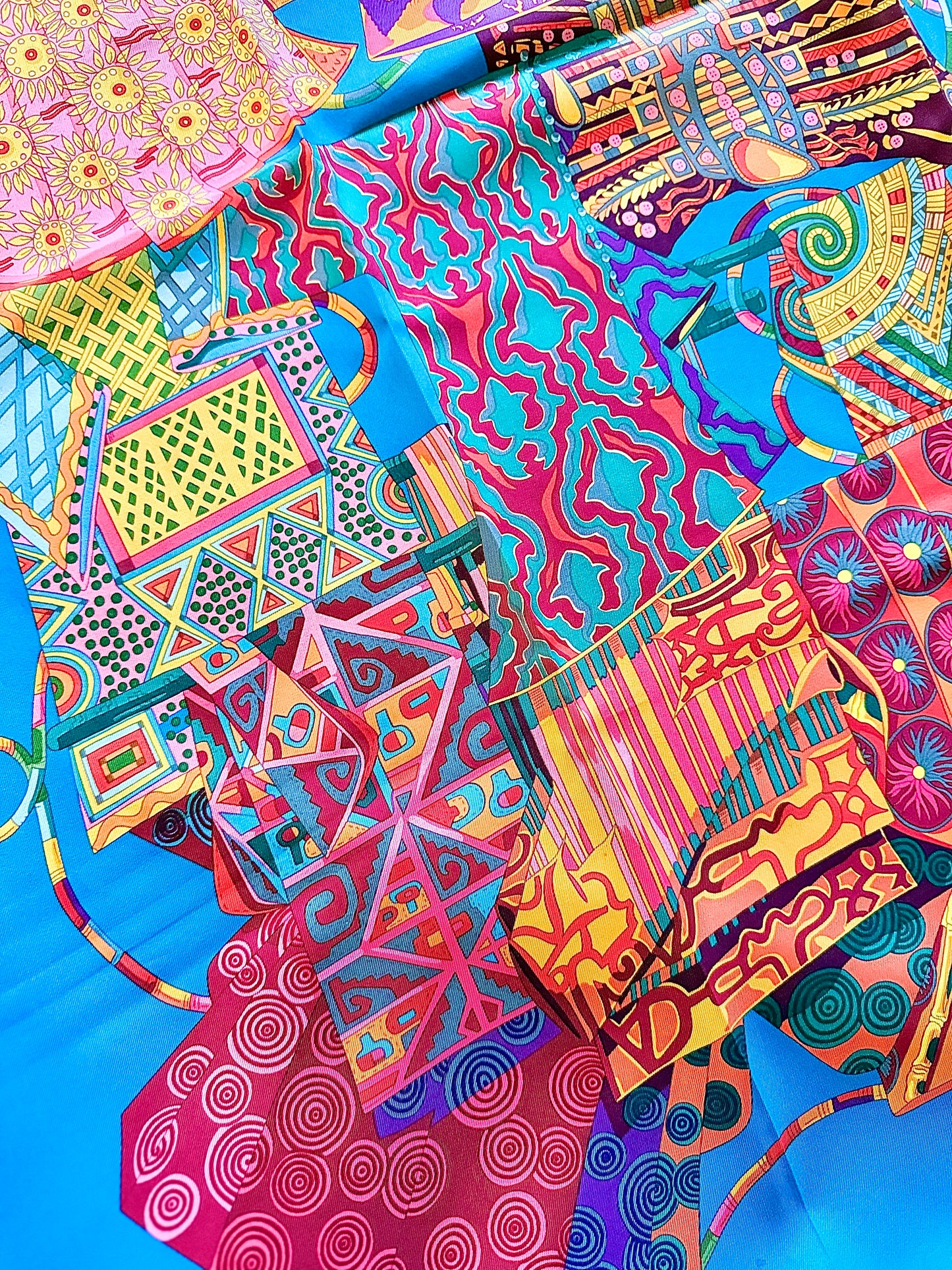 Carré foulard Hermès « Voyage en étoffes » 90/90