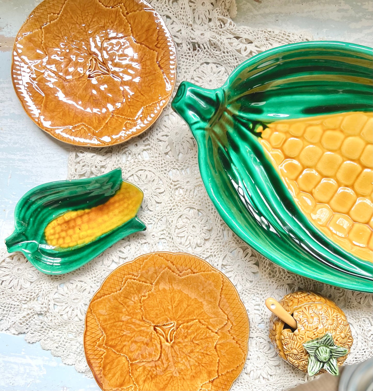 Pot à confiture en barbotine, vintage