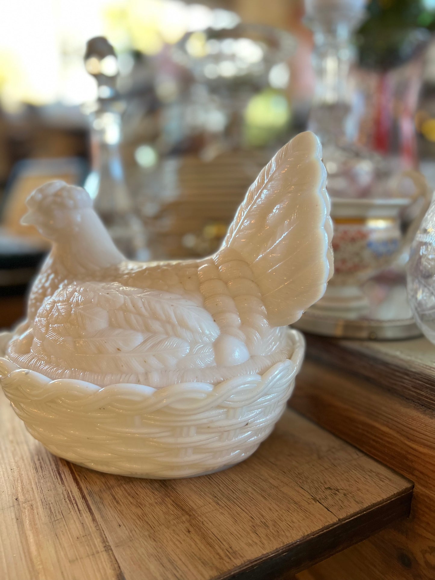 Poule 19 ème en opaline de vallerysthal