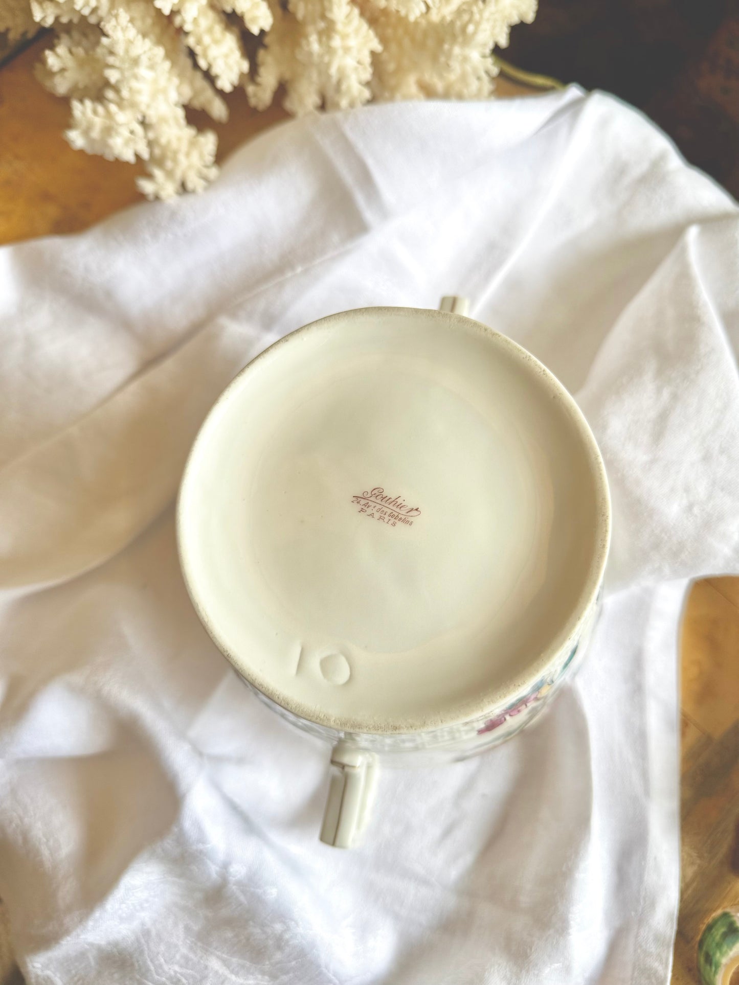 Service en porcelaine Vieux Paris, XIX ème.