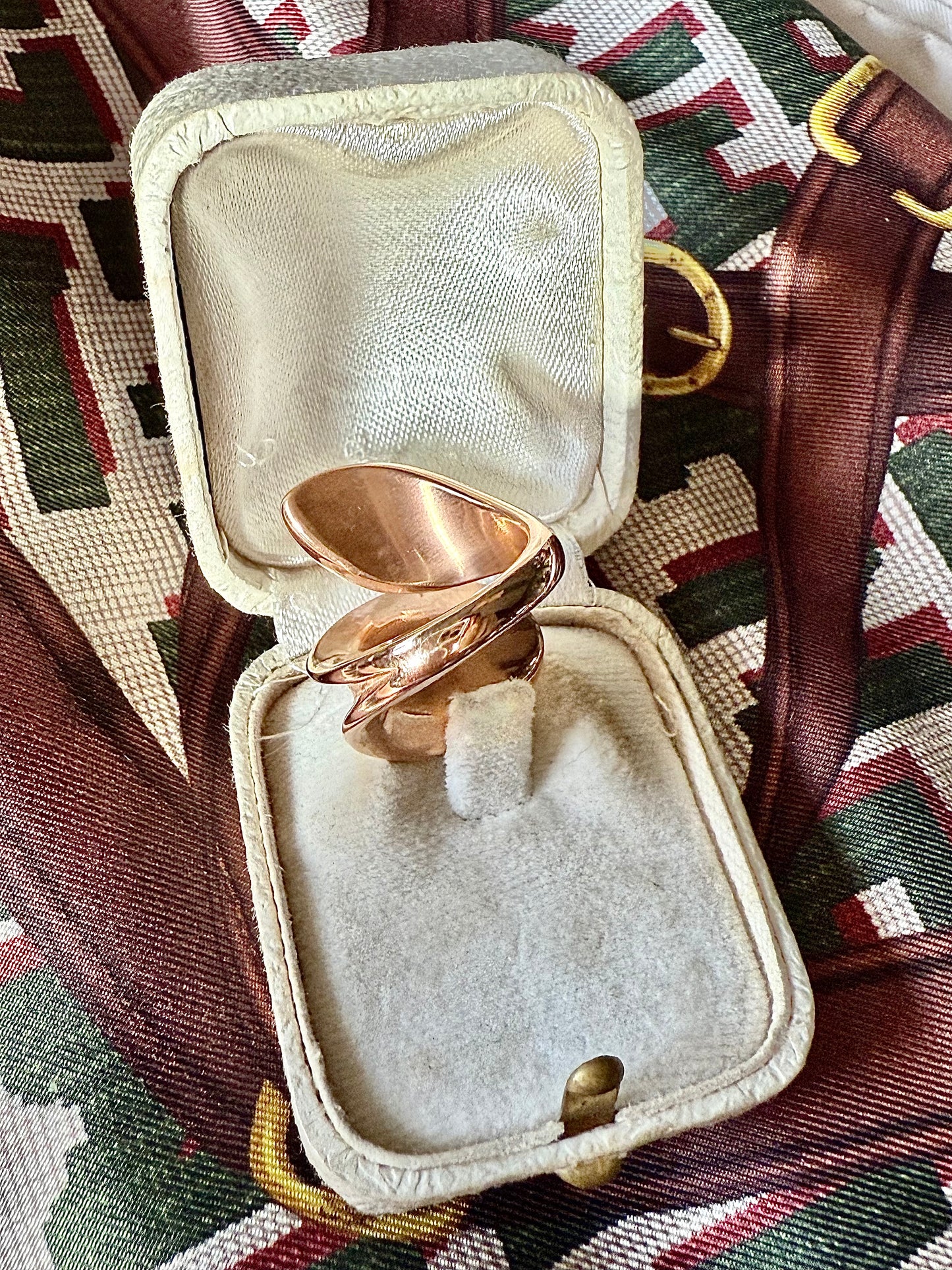 anillo de alta costura