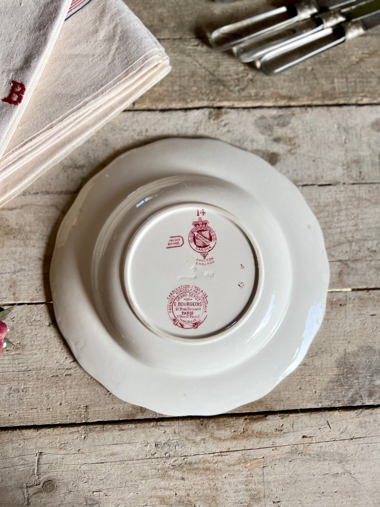 Rare assiette en faïence de Cauldon 1830 - Le boudoir luxe de Solenn