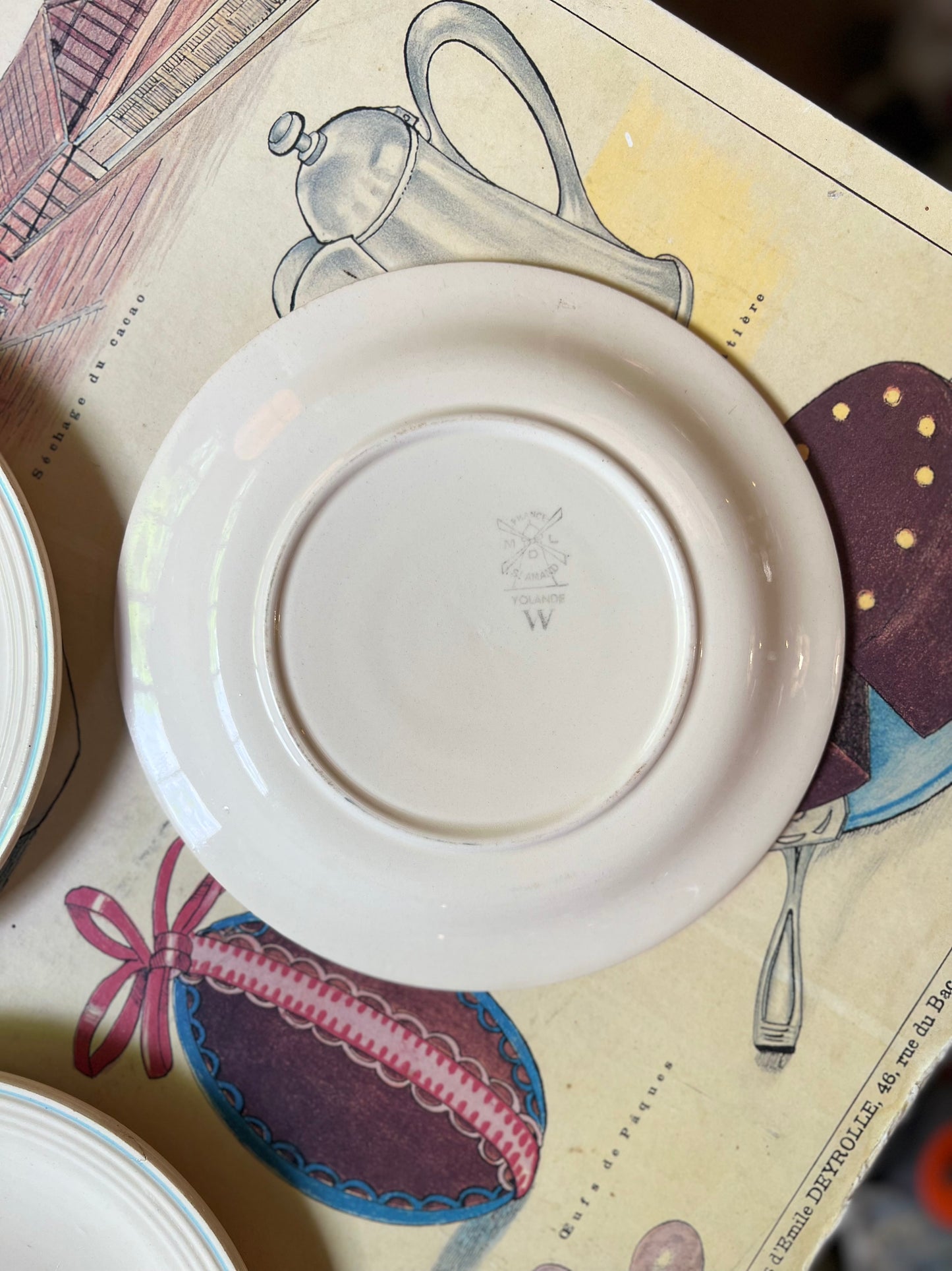 Service à gâteau en faïence de Saint Amand