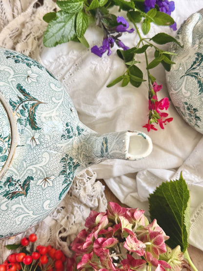 Théière Creil et Montereau, « Muguet ».