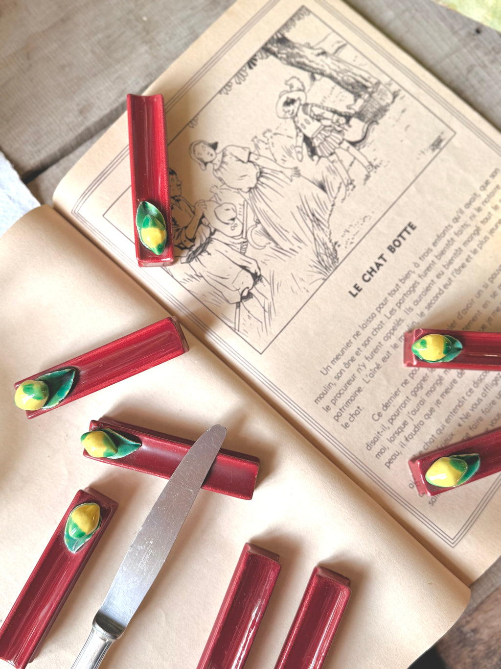 Porte-couteaux en barbotine - Le boudoir luxe de Solenn