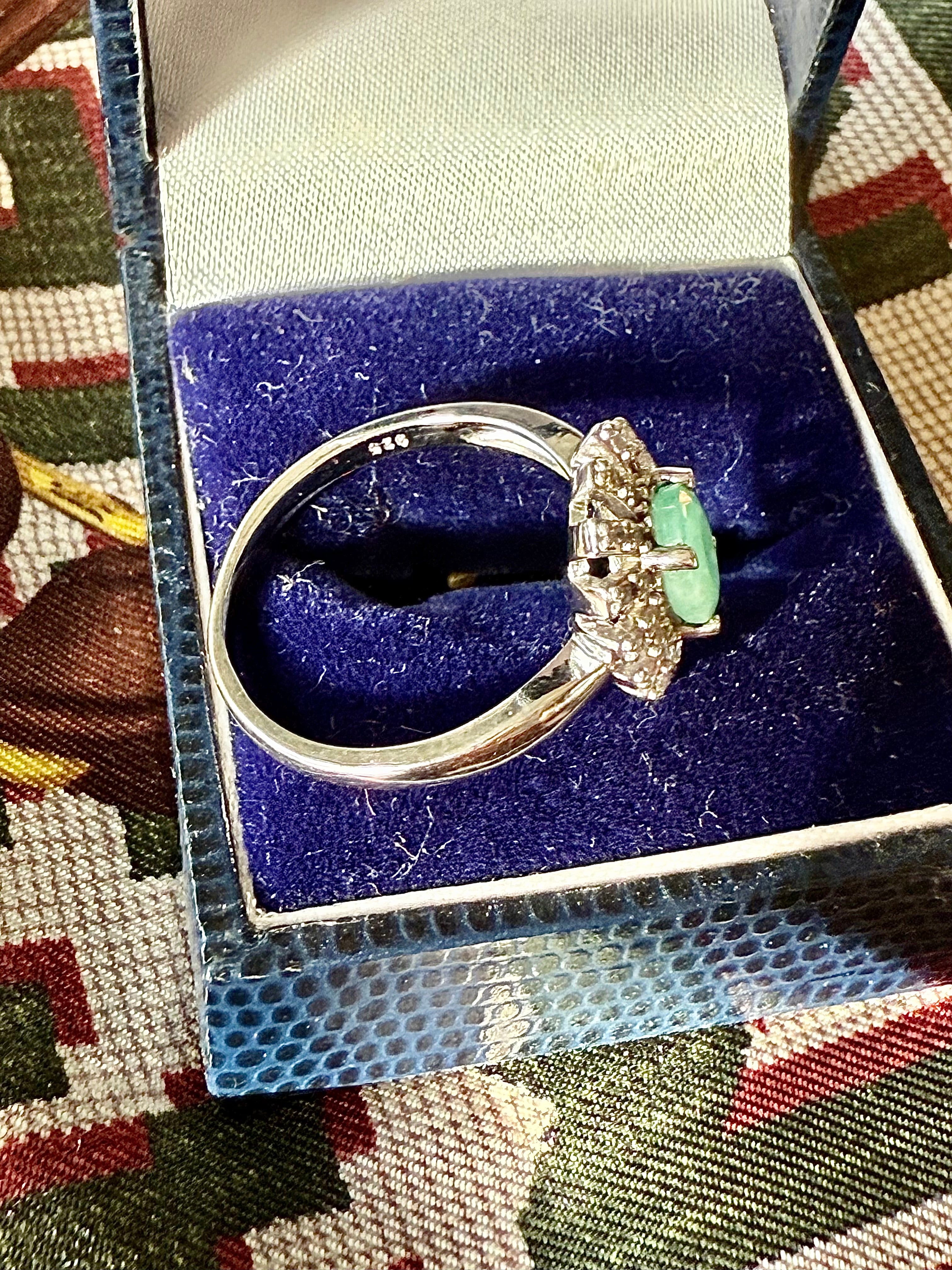 Bague marquise argent et émeraude - Le boudoir luxe de Solenn