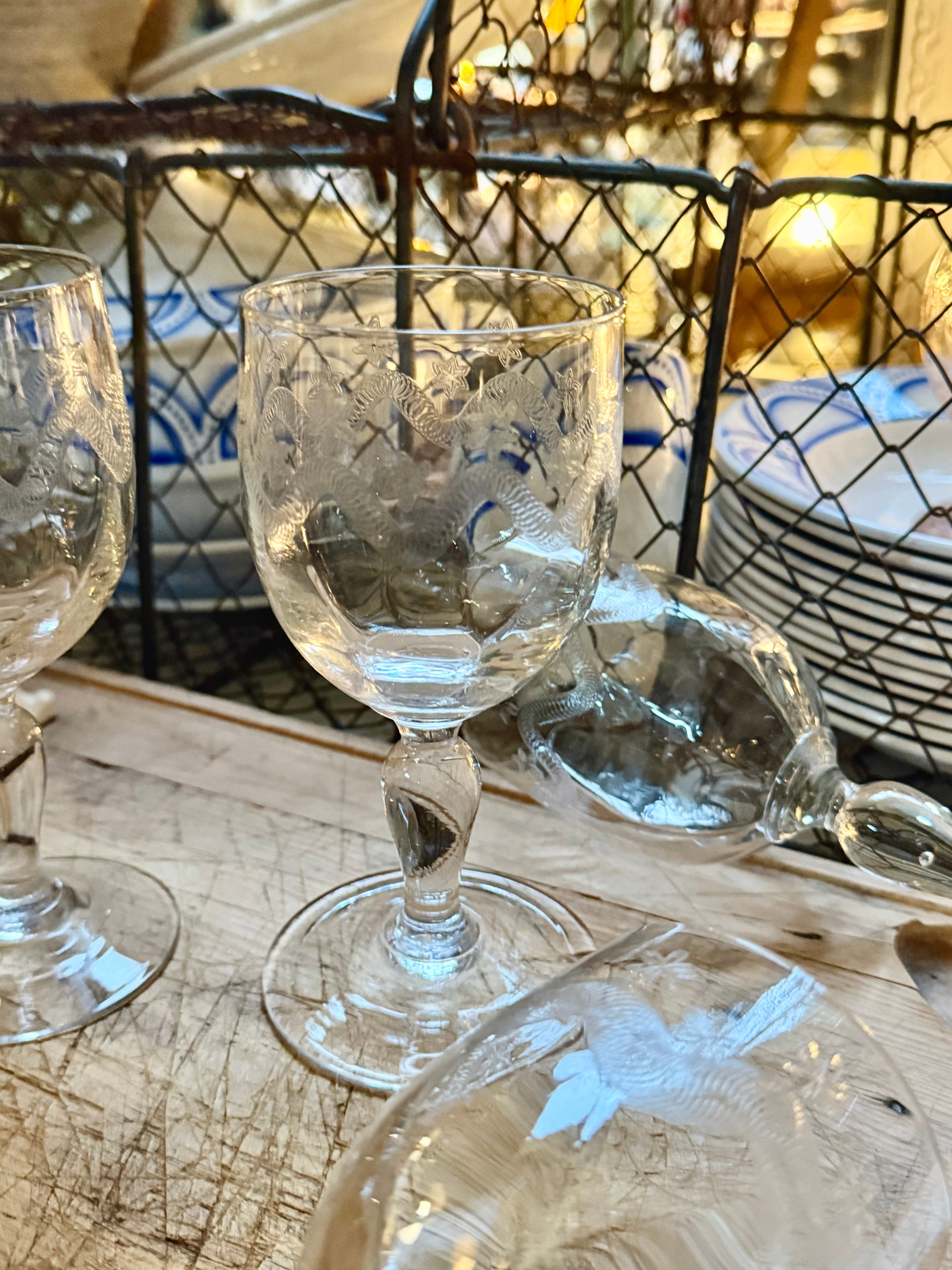 7 verres à vin XIX ème en cristal - Le boudoir luxe de Solenn