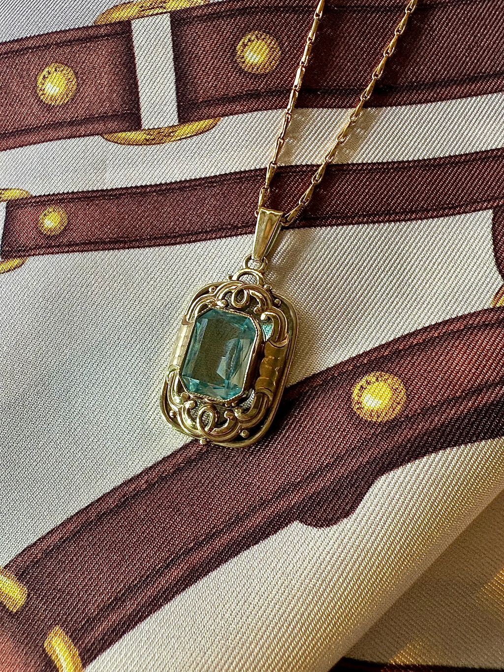 Collier 1920, plaqué or - Le boudoir luxe de Solenn