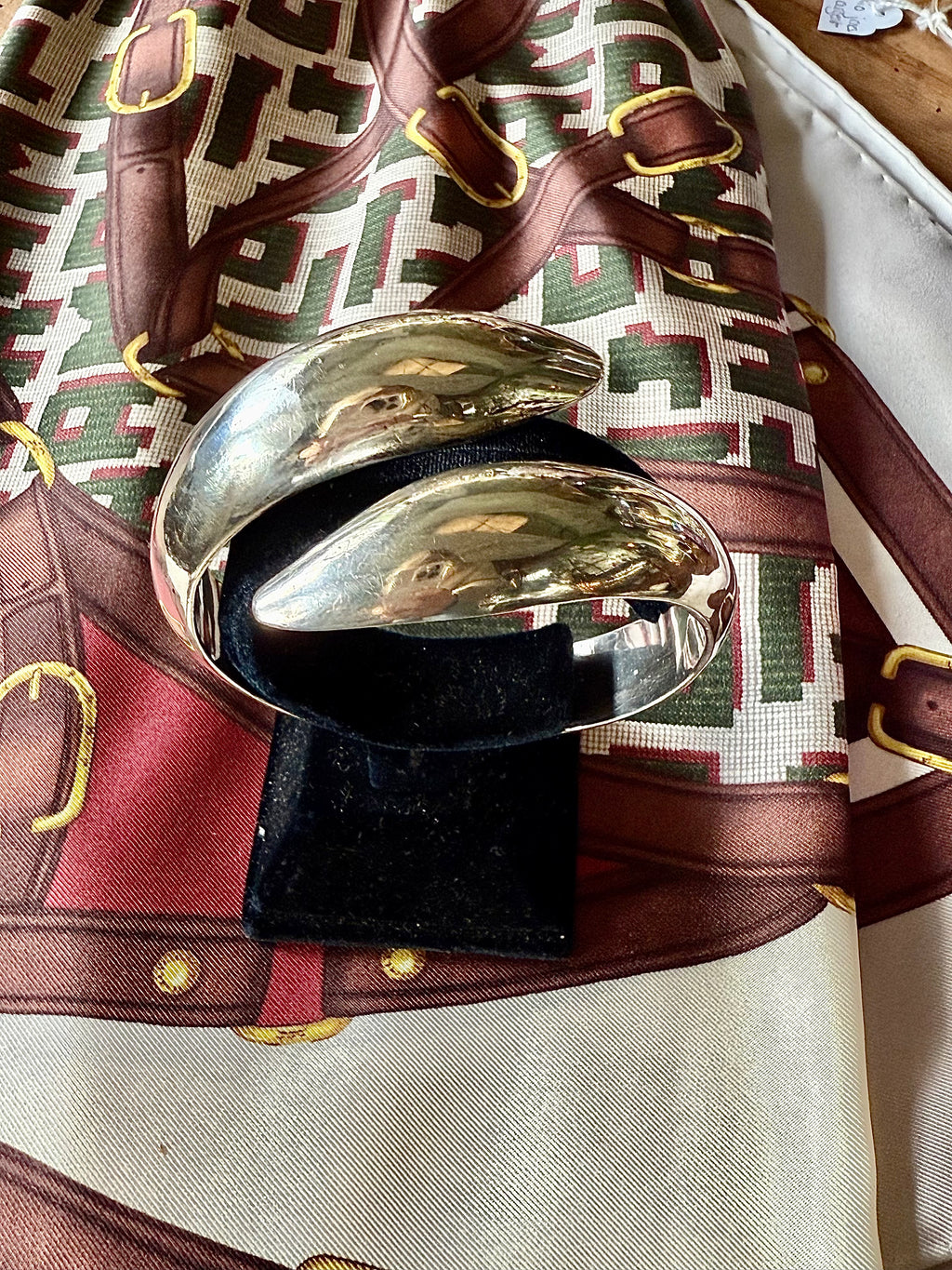 Gros bracelet ajourée en argent, art déco - Le boudoir luxe de Solenn