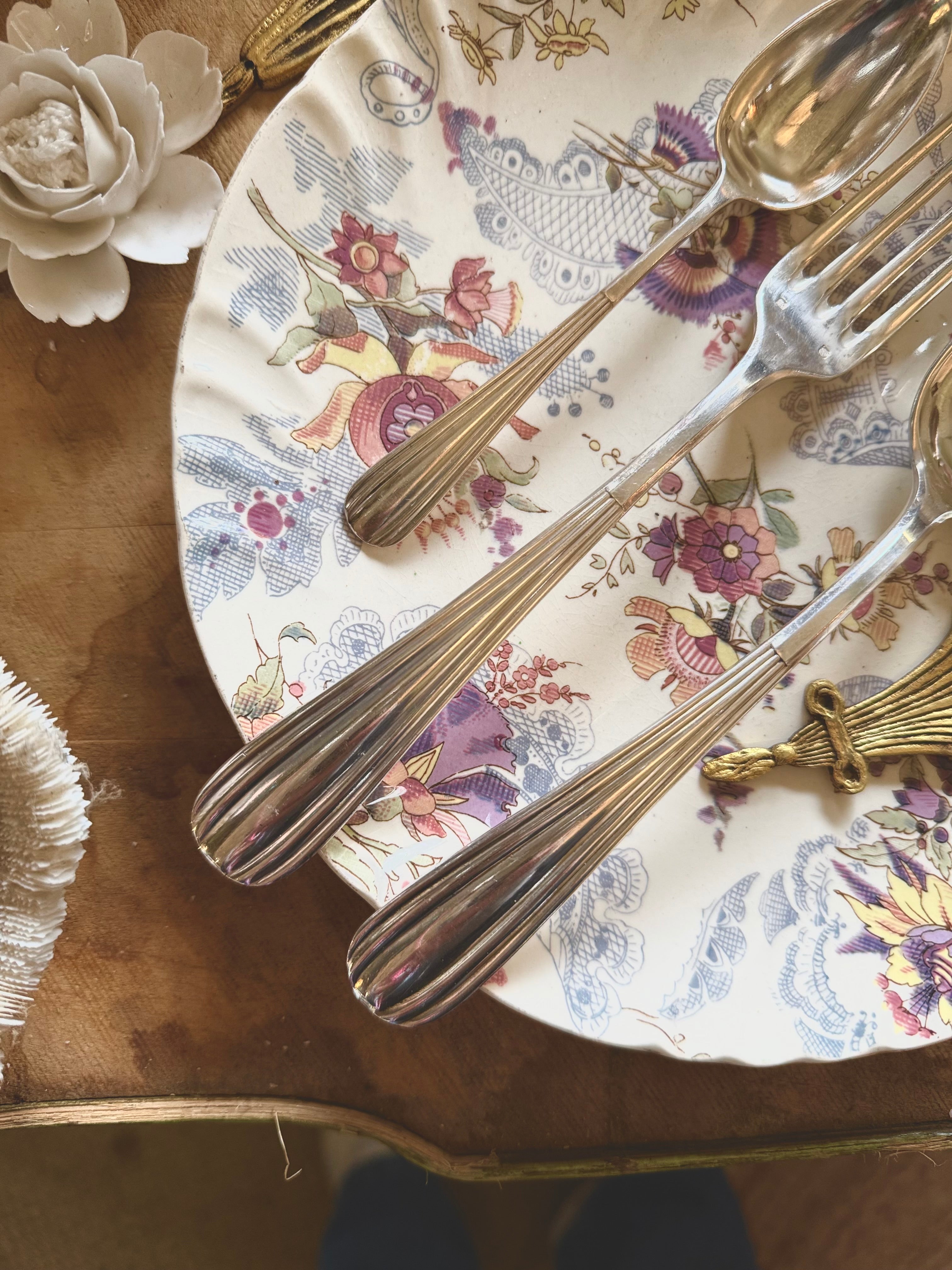 Ménagère Art Déco en métal argenté - Le boudoir luxe de Solenn