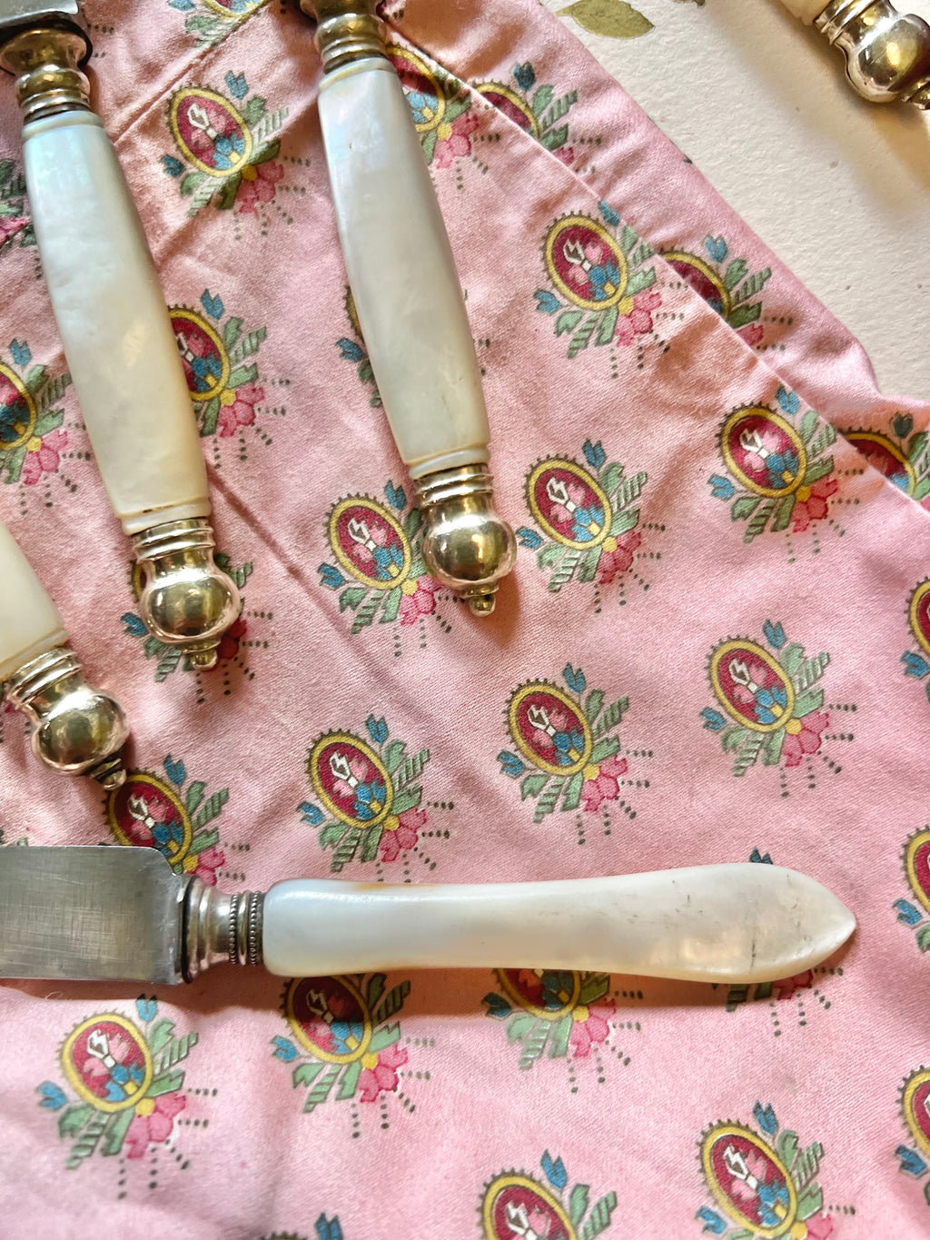 12 Couteaux à dessert/entrée, nacre et argent - Le boudoir luxe de Solenn