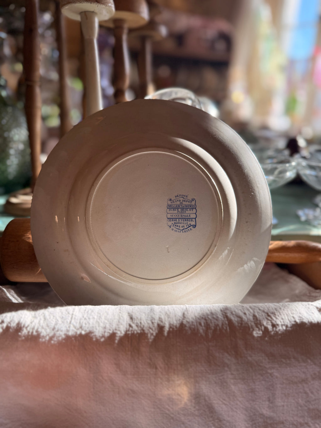 Assiettes plates Clairefontaine, terre de fer