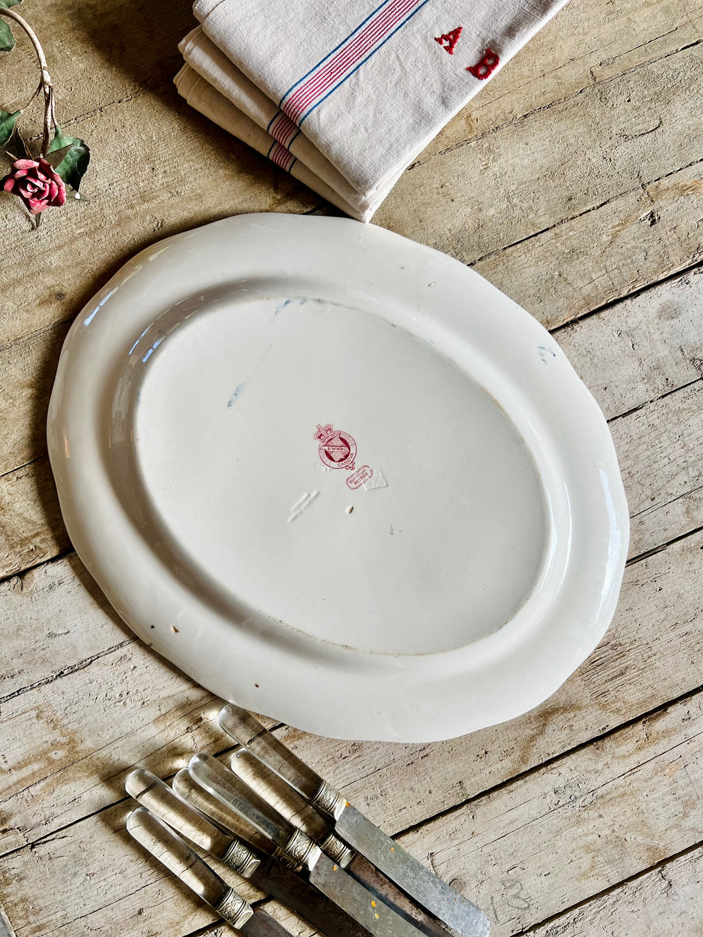 Rare plat de faïence de Cauldon 1830. - Le boudoir luxe de Solenn