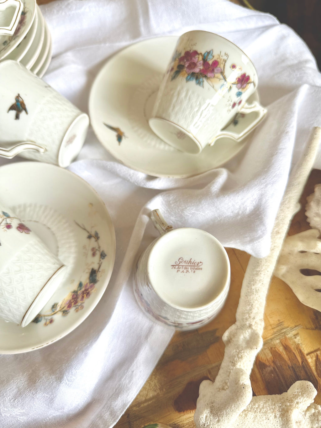 Service en porcelaine Vieux Paris, XIX ème. - Le boudoir luxe de Solenn