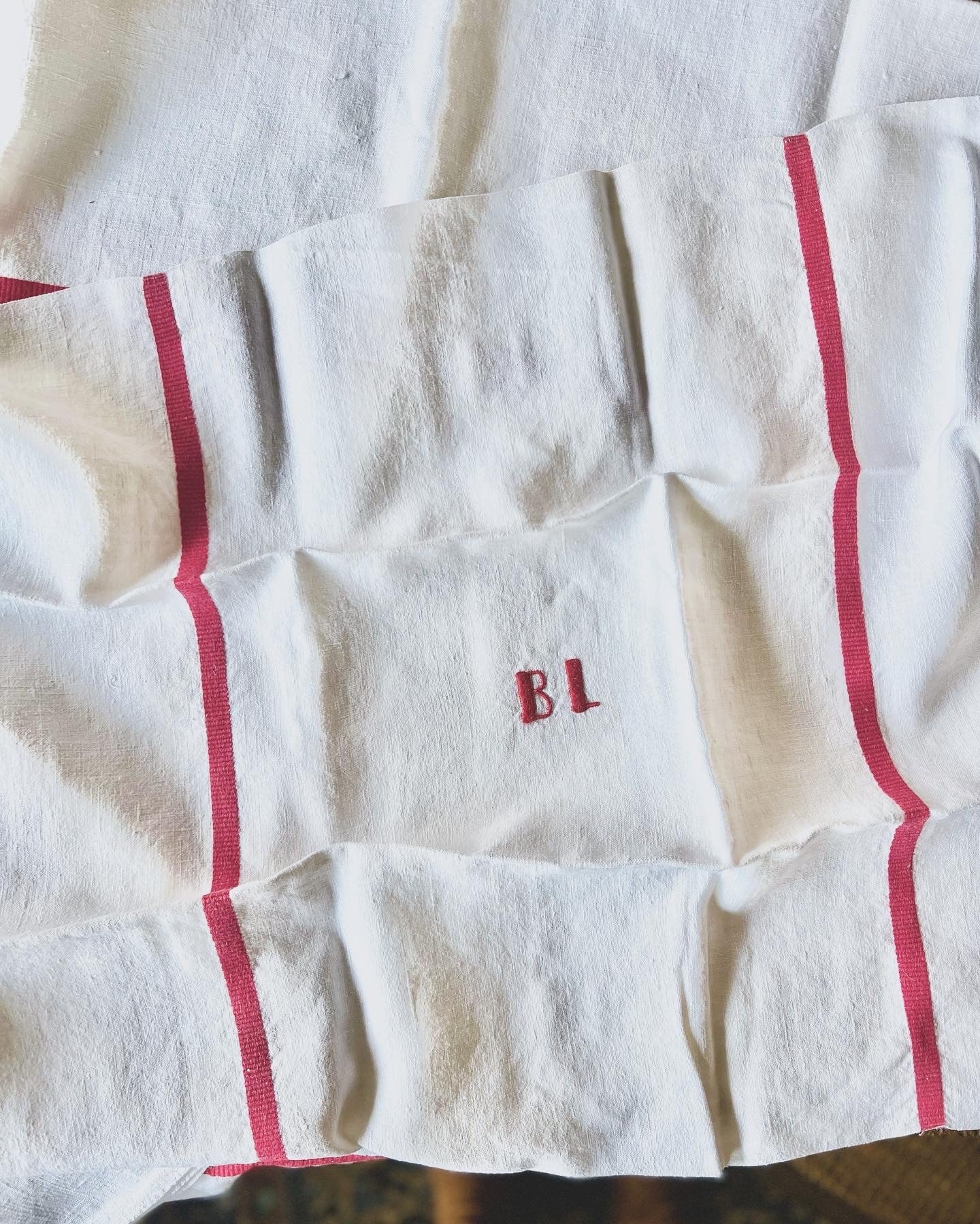 Ensemble nappe et 8 serviettes en lin ancien. - Le boudoir luxe de Solenn