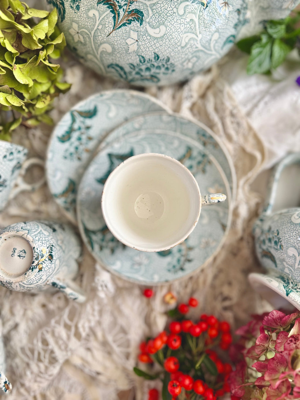Tasse à café Creil et Montereau, « Muguet » - Le boudoir luxe de Solenn