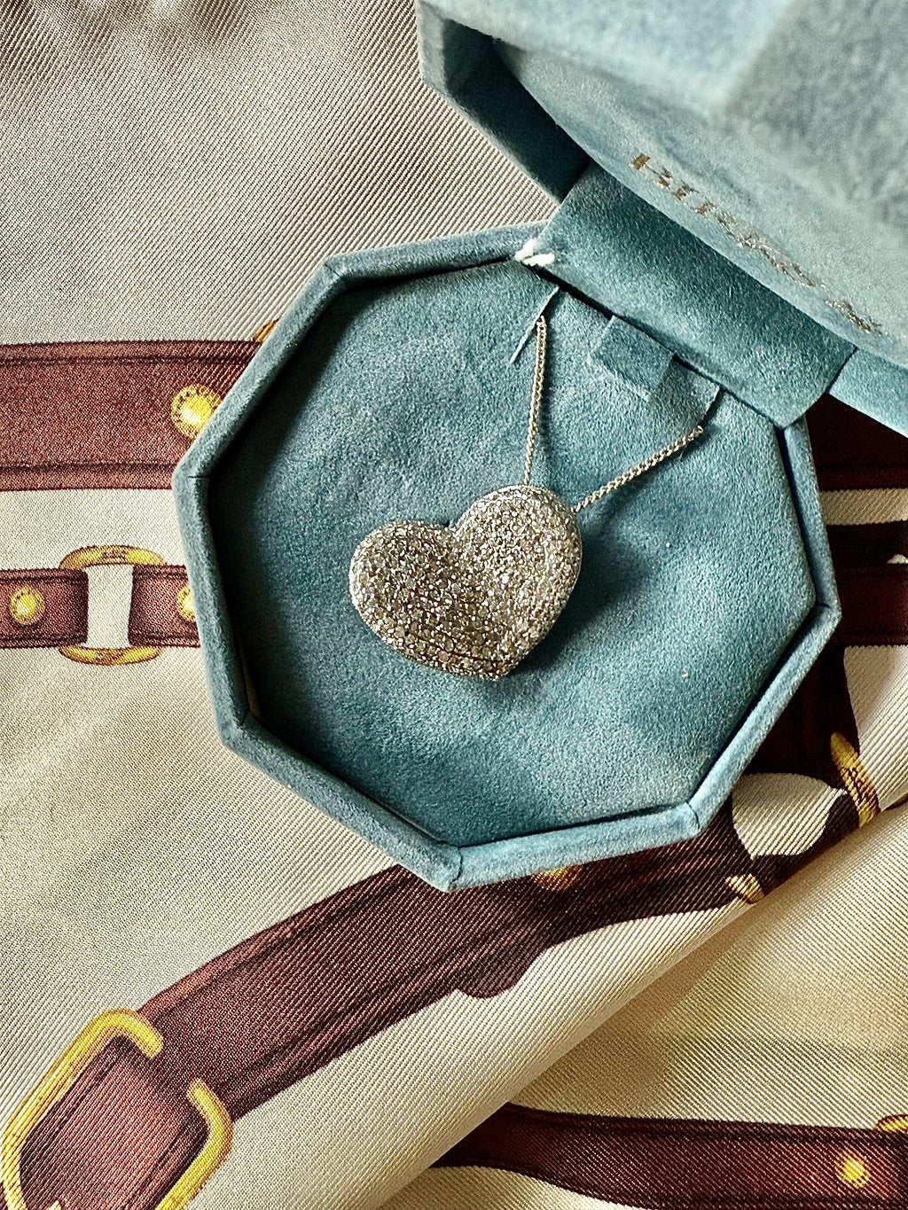 Collier « Amour » argent et cristal - Le boudoir luxe de Solenn
