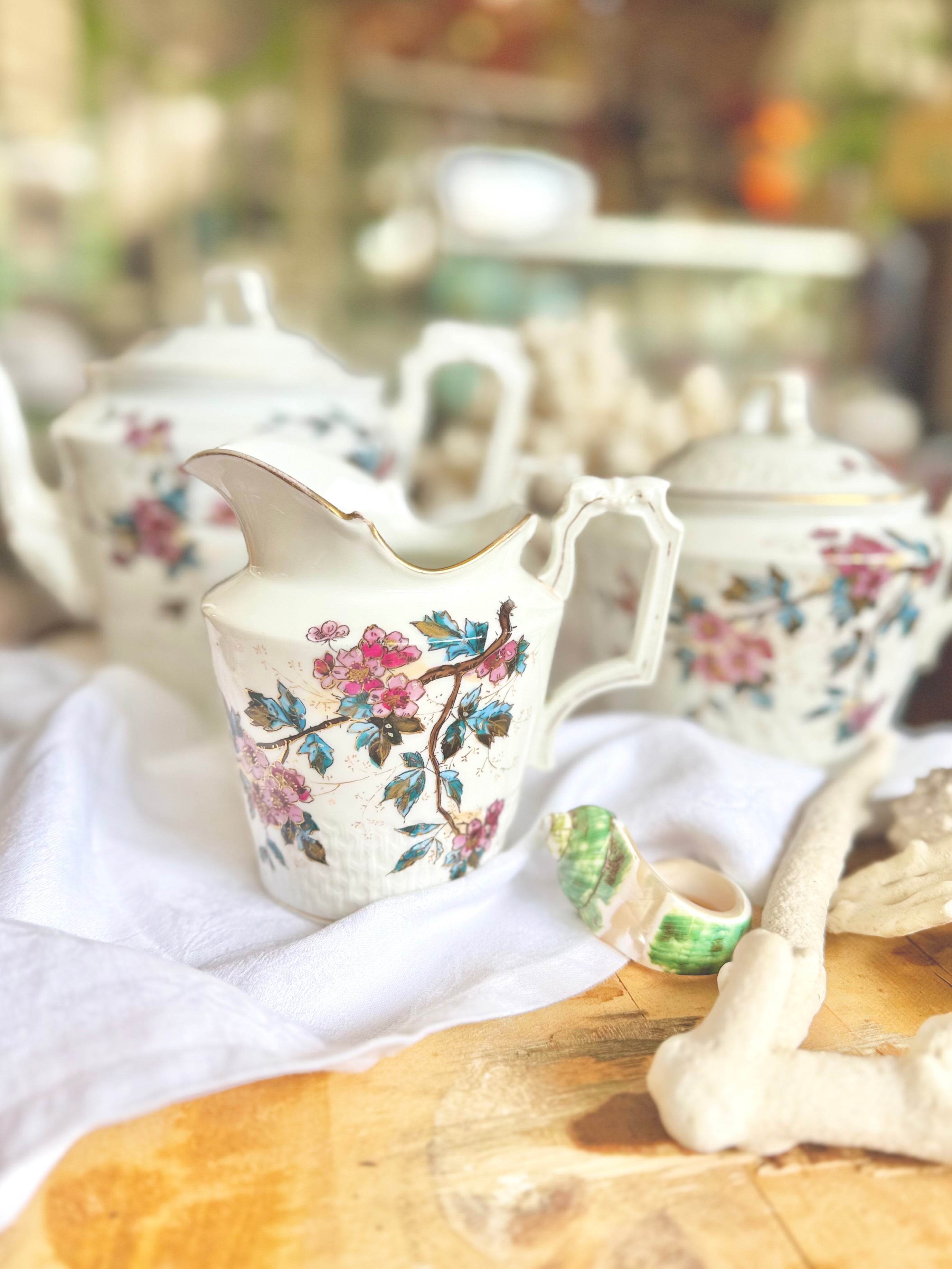 Service en porcelaine Vieux Paris, XIX ème. - Le boudoir luxe de Solenn