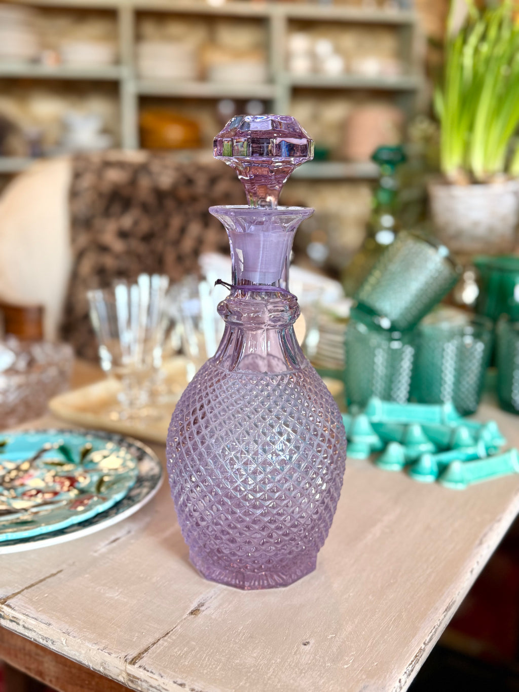 Carafe collection « pointes de diamant » violette - Le boudoir luxe de Solenn