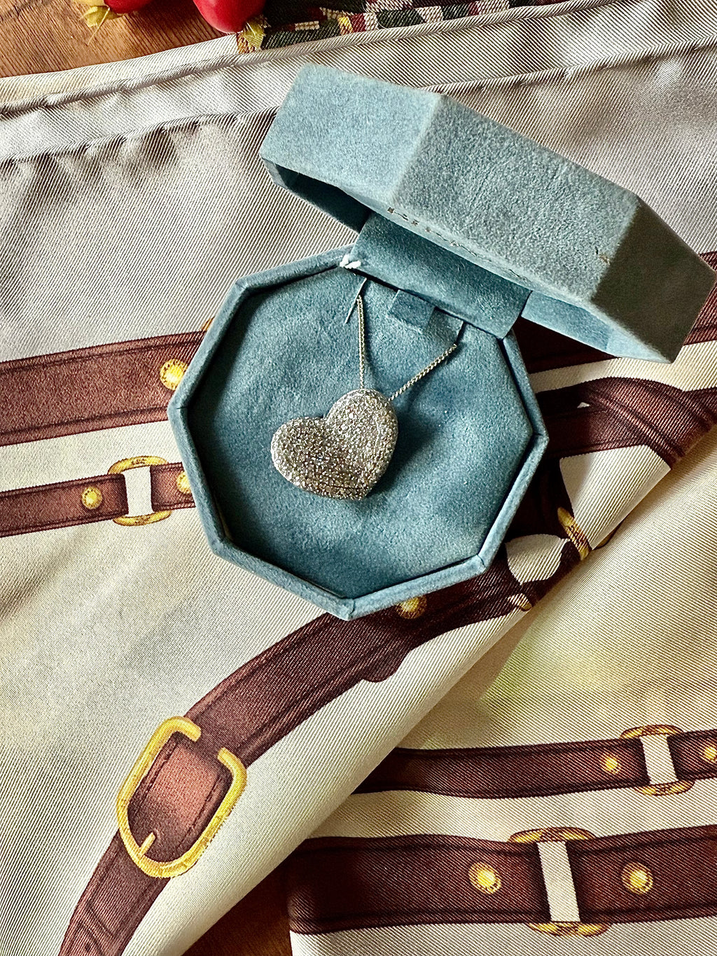 Collier « Amour » argent et cristal - Le boudoir luxe de Solenn