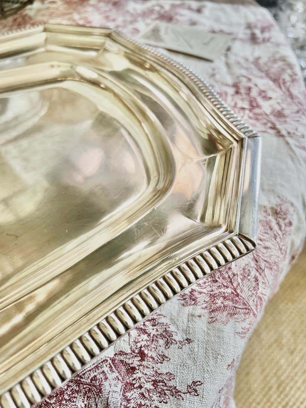 Plateau art déco en métal argenté, Saint Médard - Le boudoir luxe de Solenn