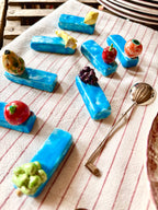 Porte-couteaux fruits en barbotine, vintage - Le boudoir luxe de Solenn