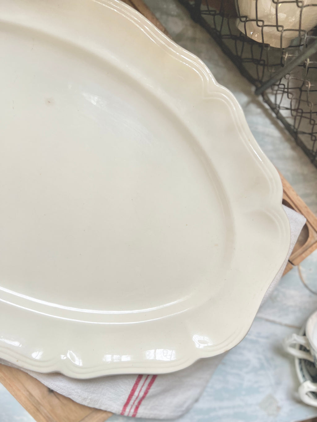 Grand plat Sarreguemines Ivoire - Le boudoir luxe de Solenn