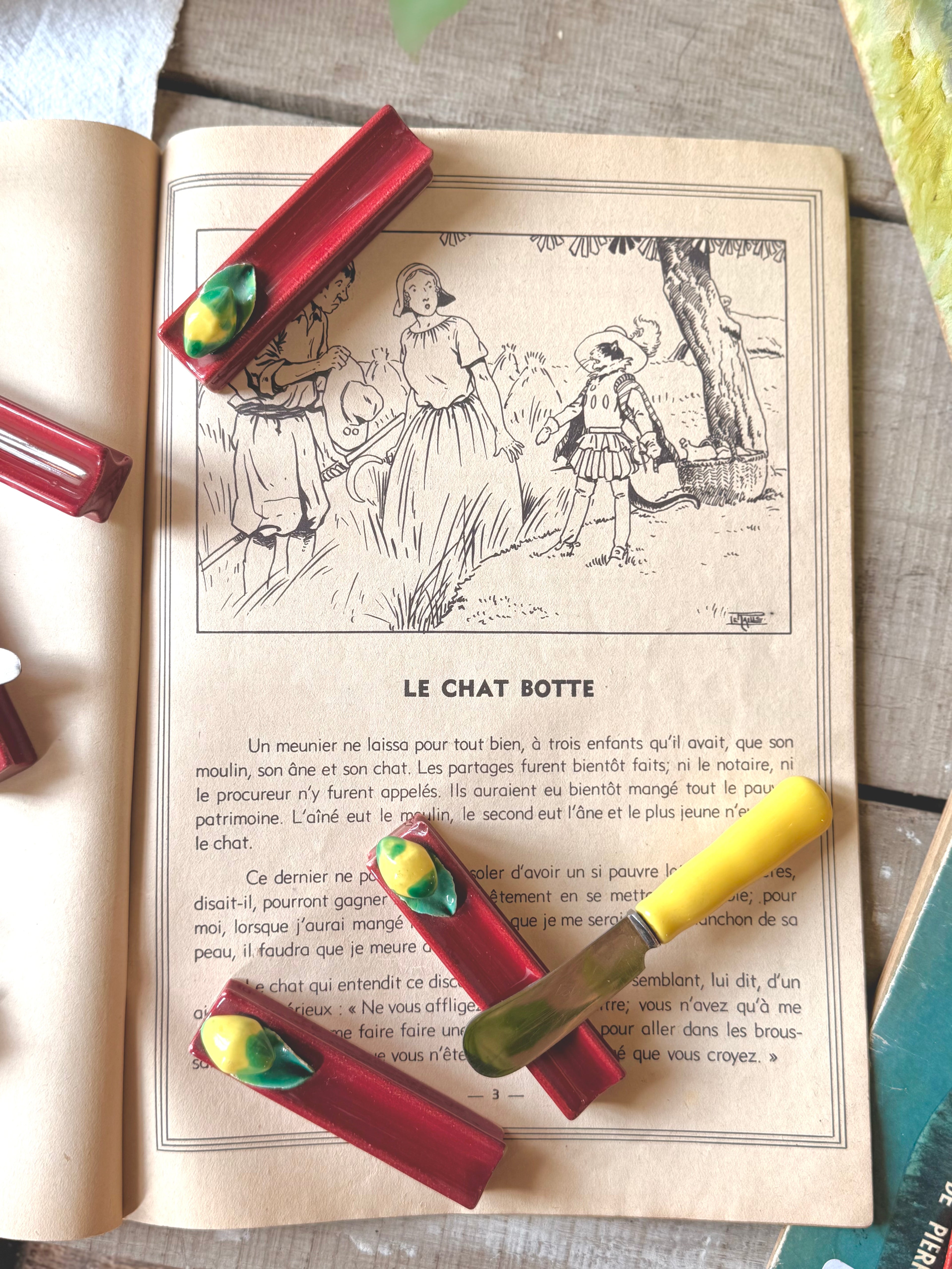 Porte-couteaux en barbotine - Le boudoir luxe de Solenn