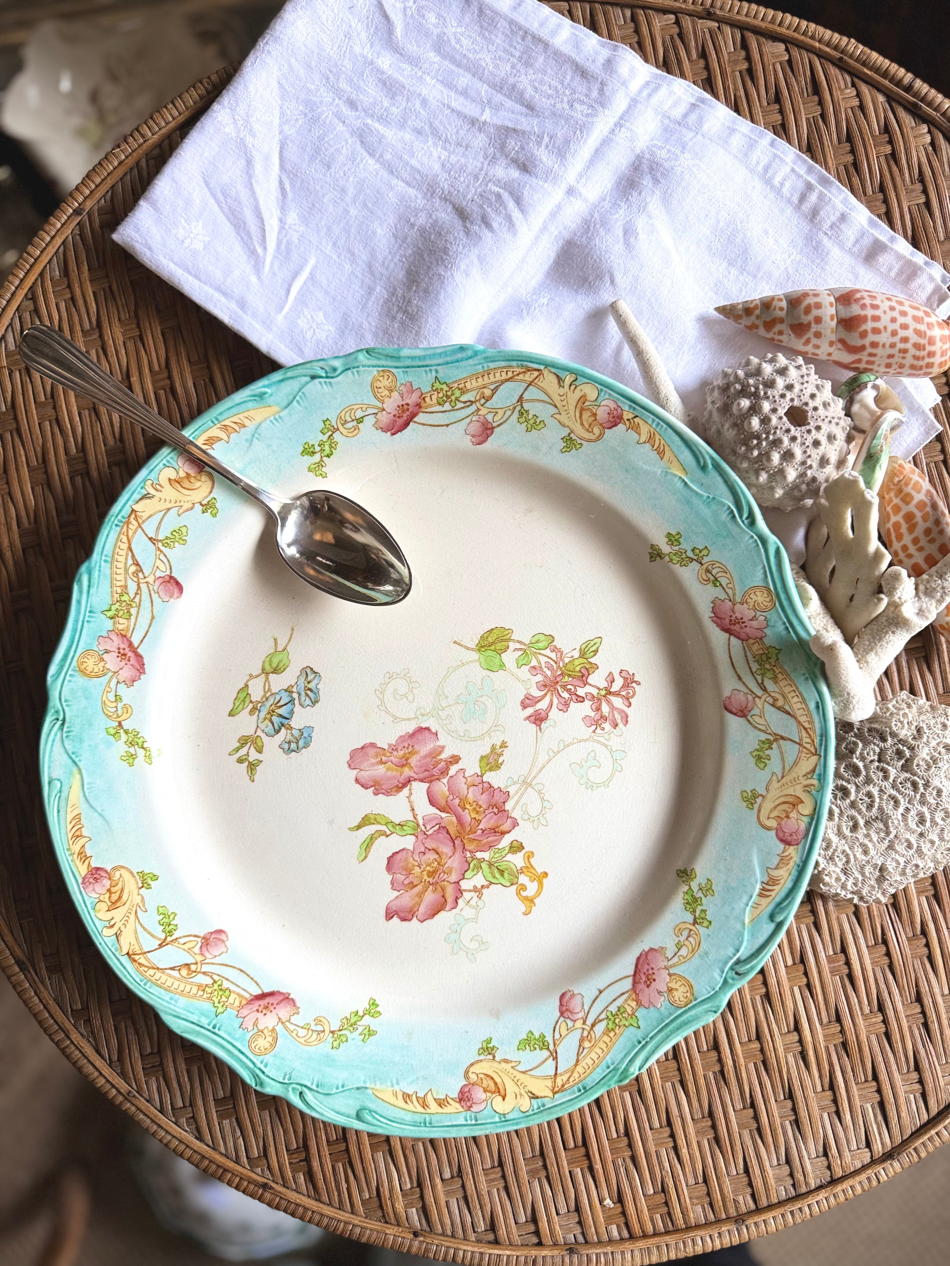 Grand plat Creil et Montereau « Saint Cloud » XIX ème