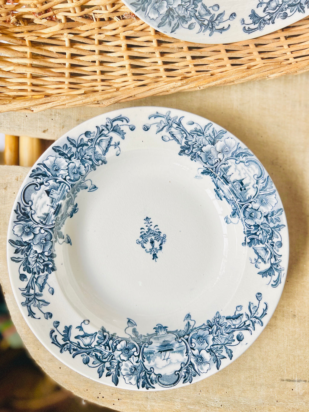 12 assiettes creuses, terre de fer, Badonviller - Le boudoir luxe de Solenn