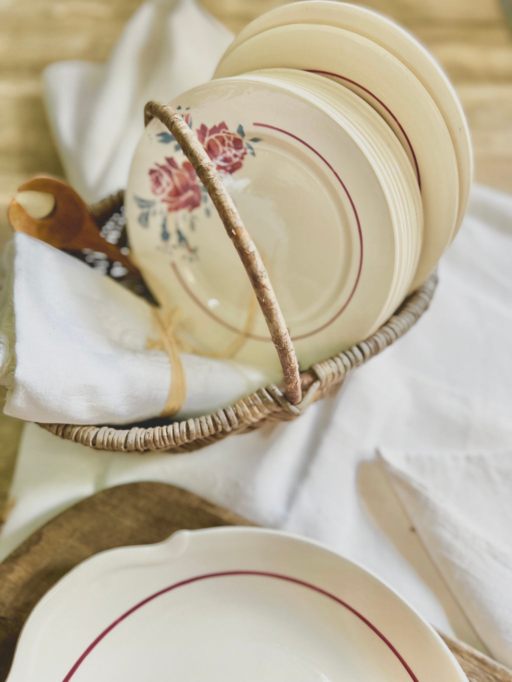 Service à dessert, en demi-porcelaine de Badonviller. - Le boudoir luxe de Solenn