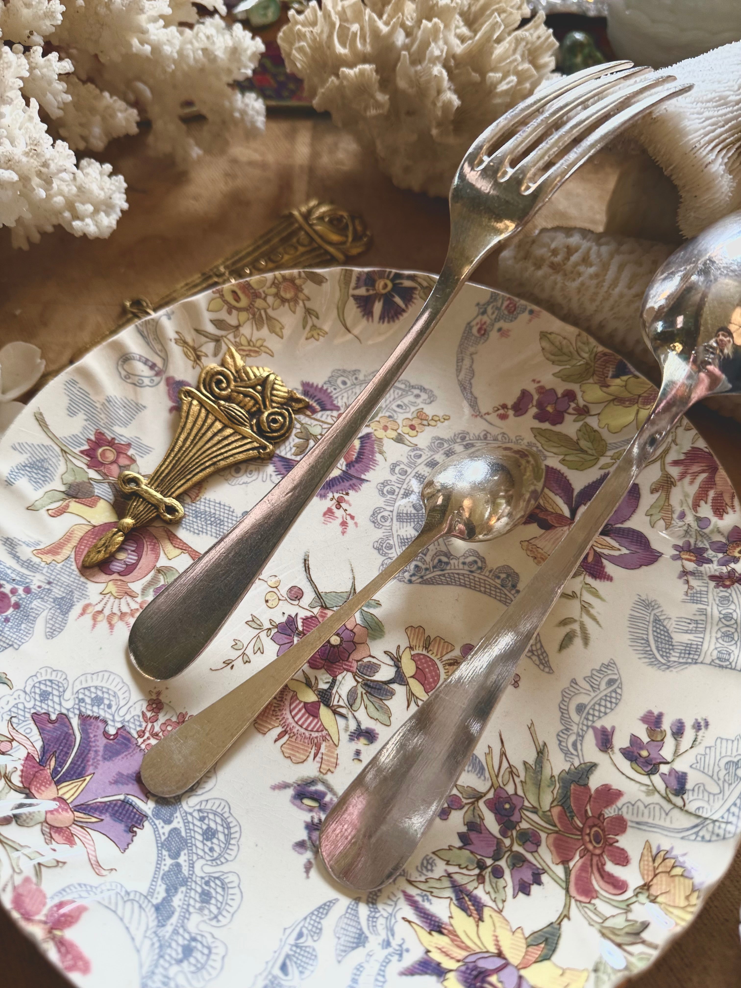 Ménagère Art Déco en métal argenté - Le boudoir luxe de Solenn