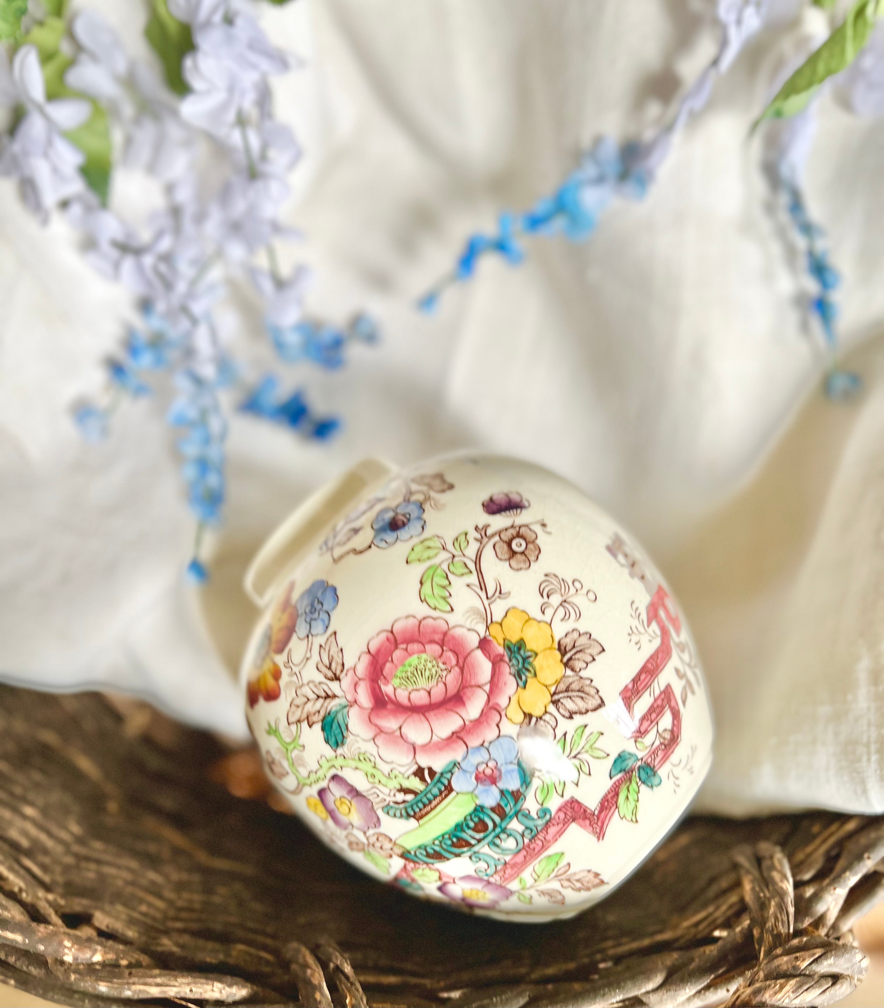 Vase Mason’s en faïence anglaise - Le boudoir luxe de Solenn