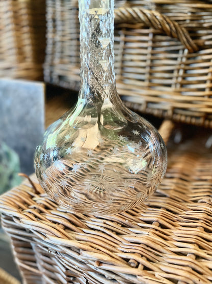 Carafe à vin en cristal taillé, fin XIX ème.