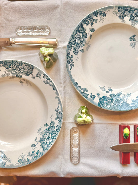 Assiettes creuses Marie-Louise, terre de fer