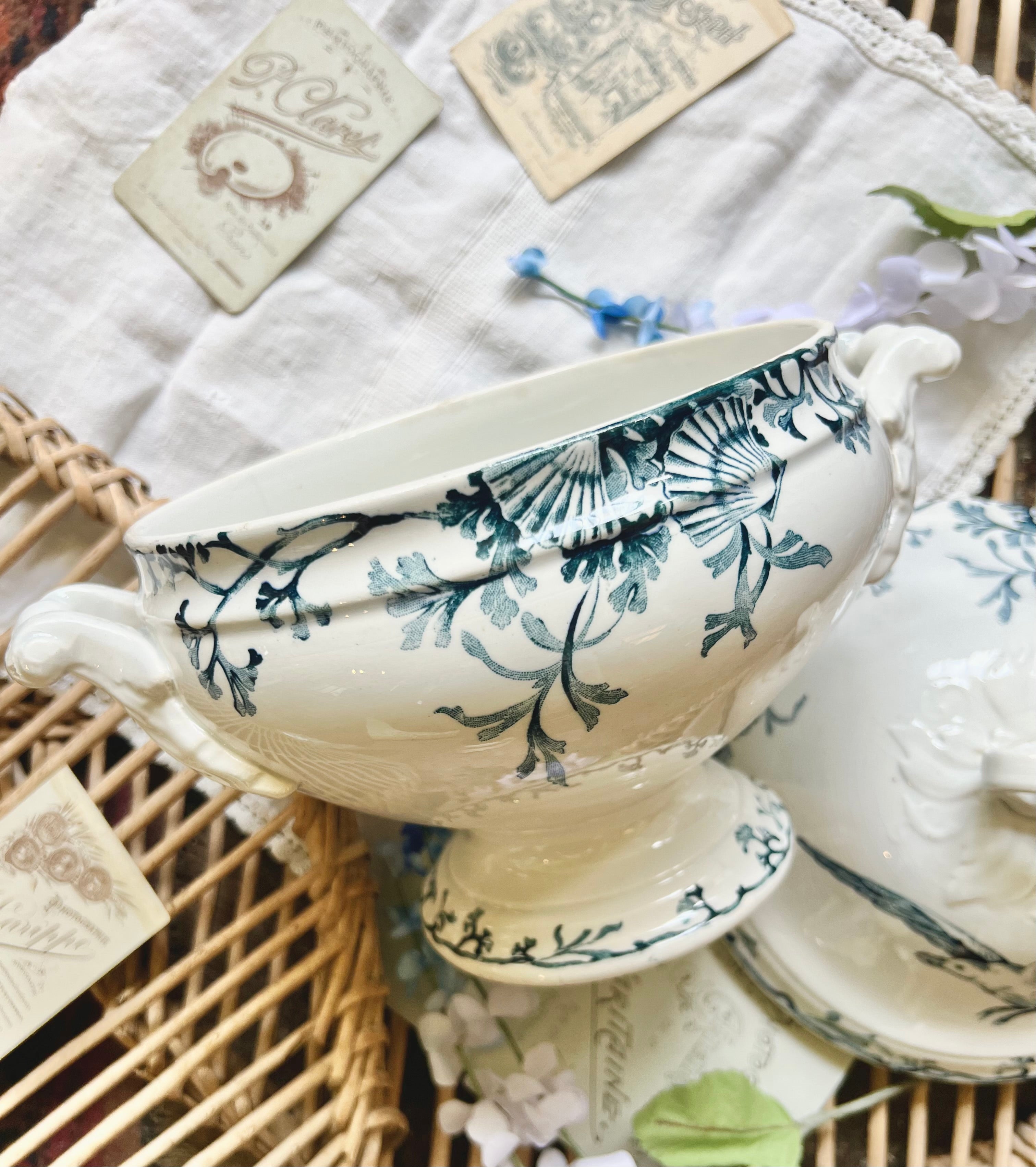 Légumier Gien modèle « Mouette », terre de fer - Le boudoir luxe de Solenn