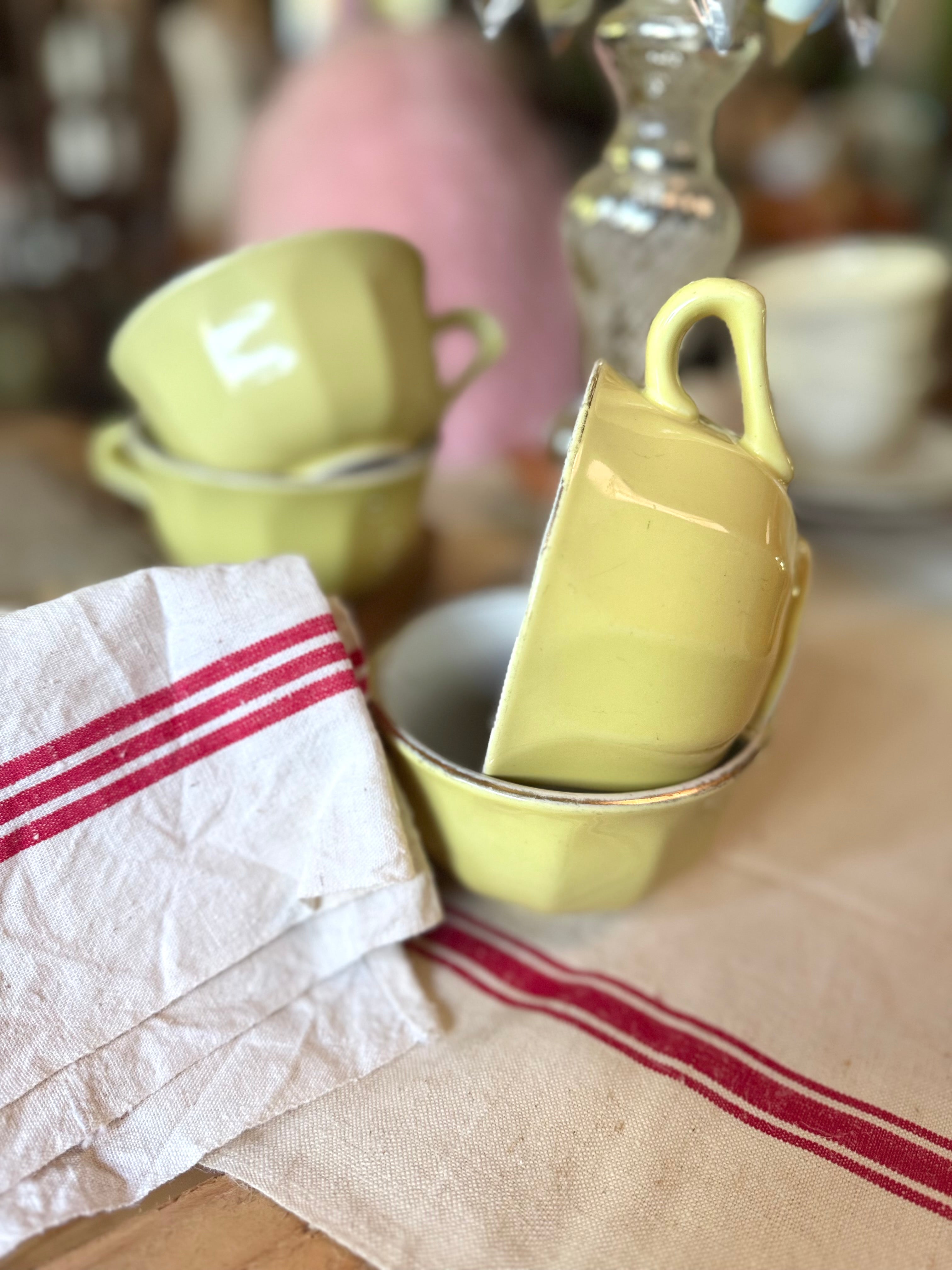 4 tasses bistrot vintage