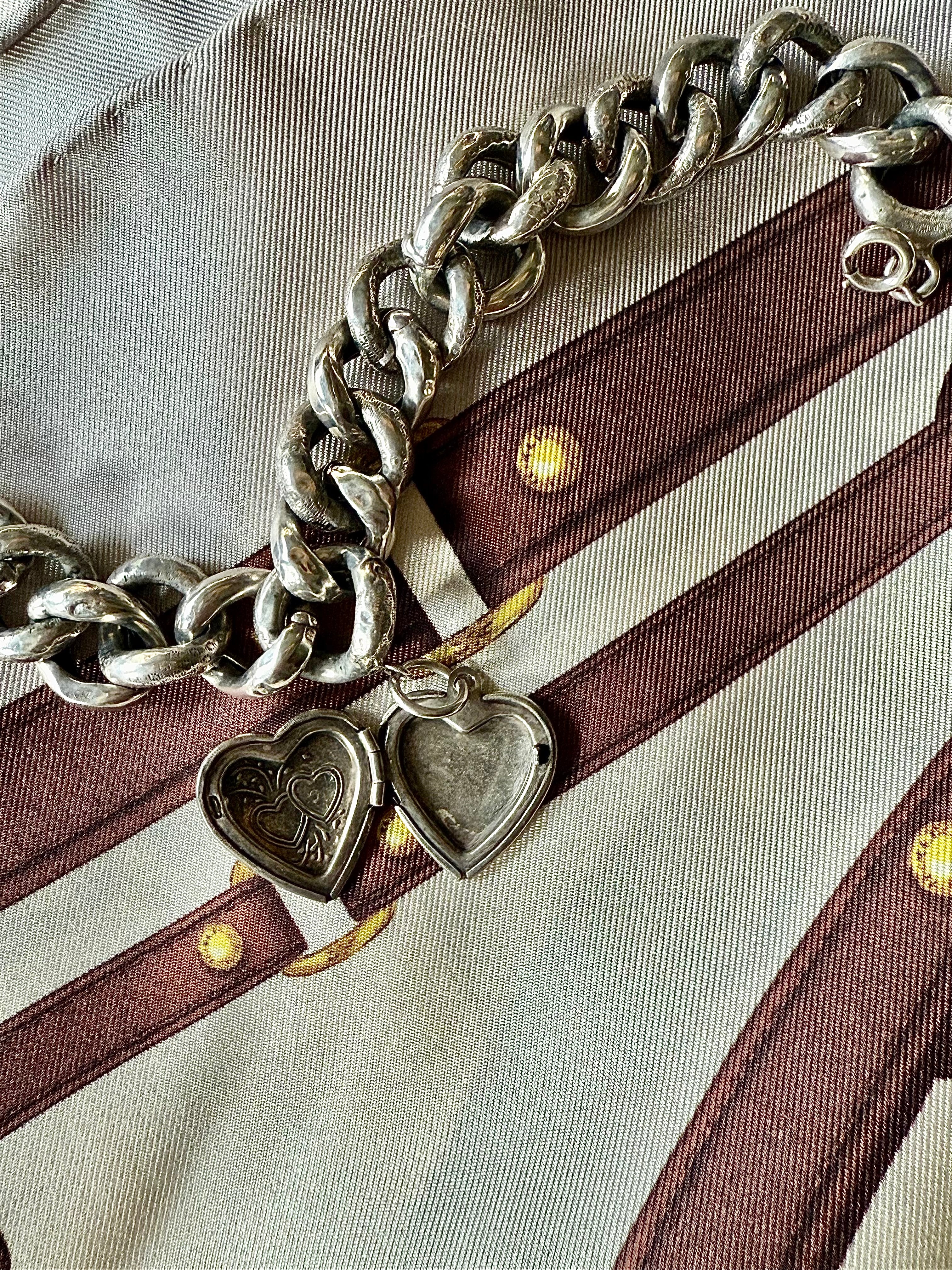 Bracelet en argent avec cœur porte-photo. - Le boudoir luxe de Solenn