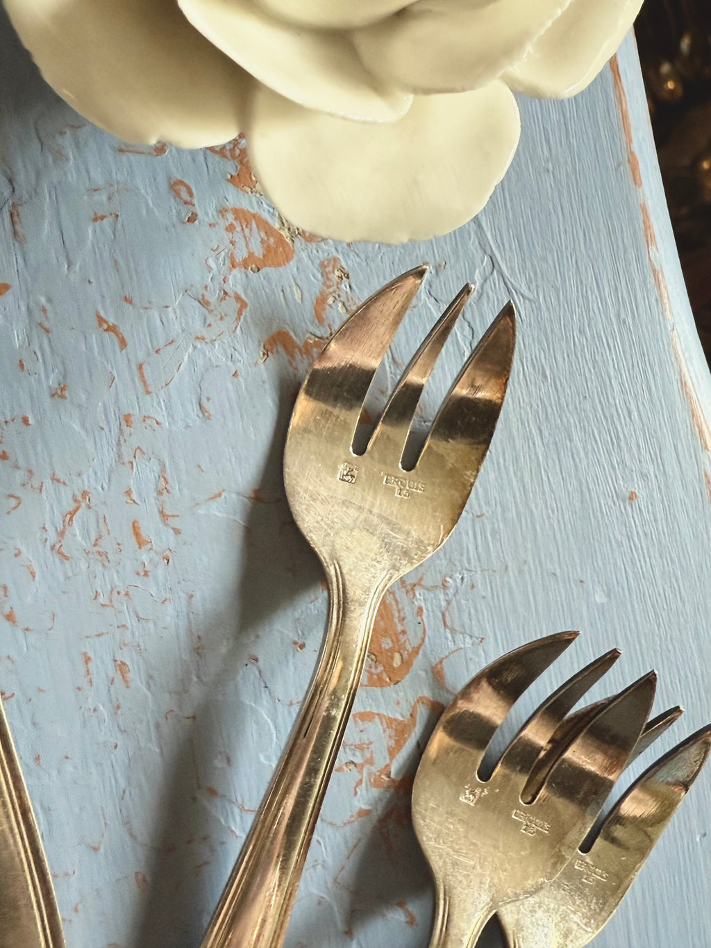 12 fourchettes à huîtres Ercuis