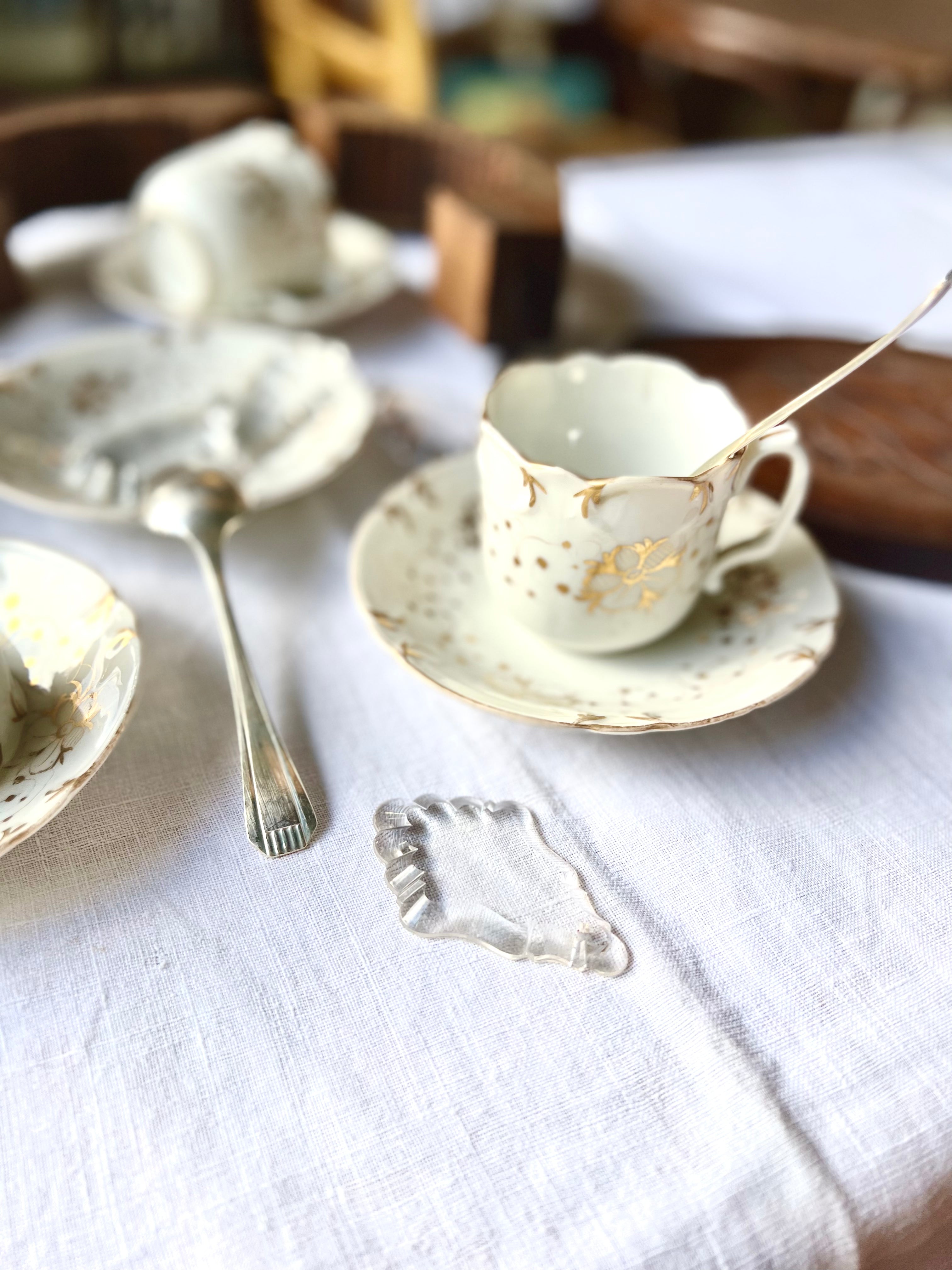 4 tasses à café Vieux Paris en porcelaine - Le boudoir luxe de Solenn