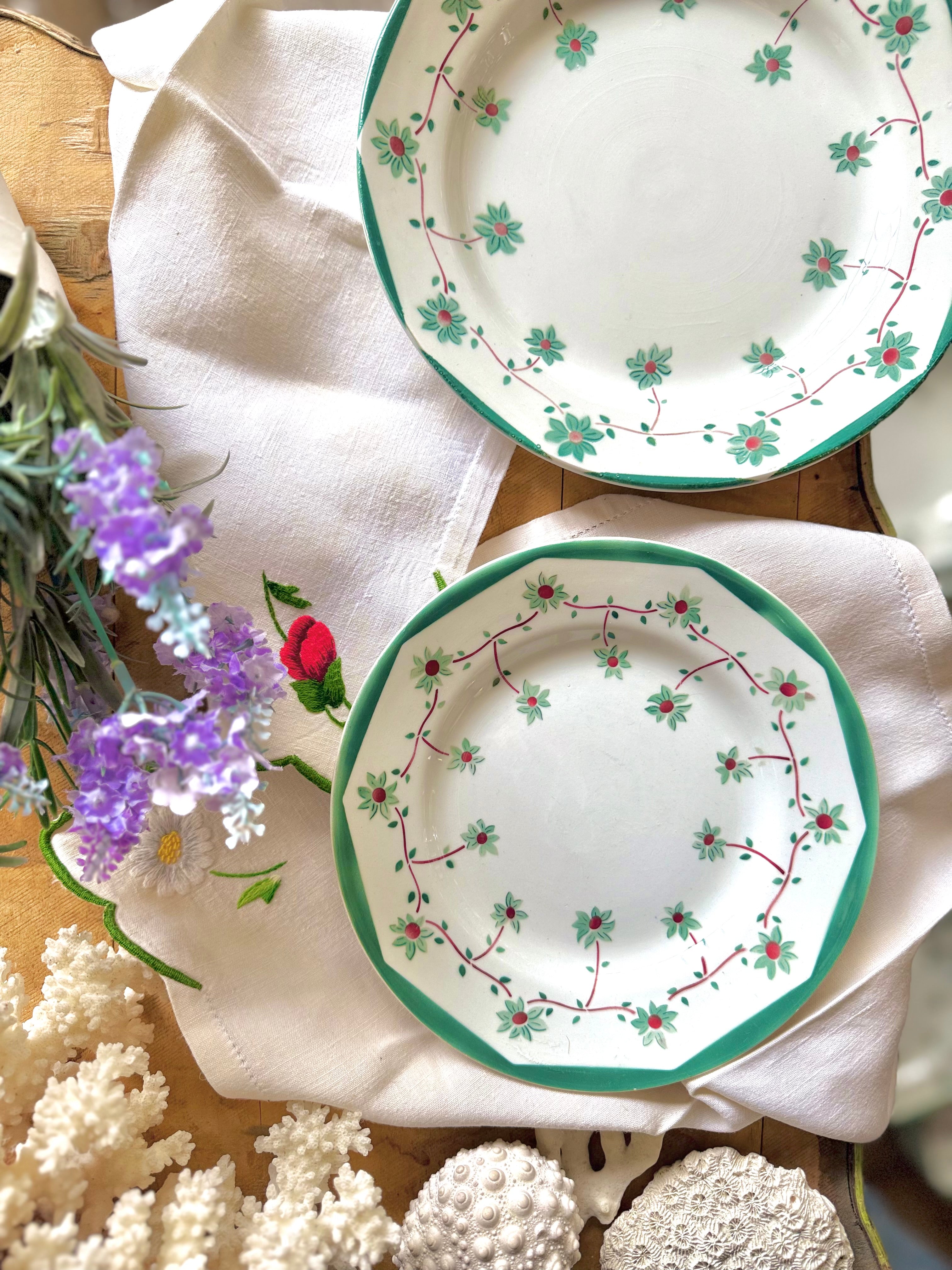 Assiettes plates Creil et Montereau « Francine » - Le boudoir luxe de Solenn