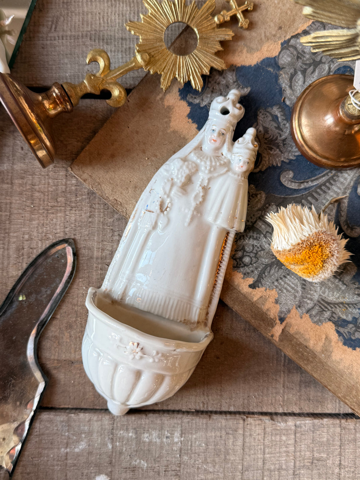 Bénitier la vierge à l’enfant, XIX ème