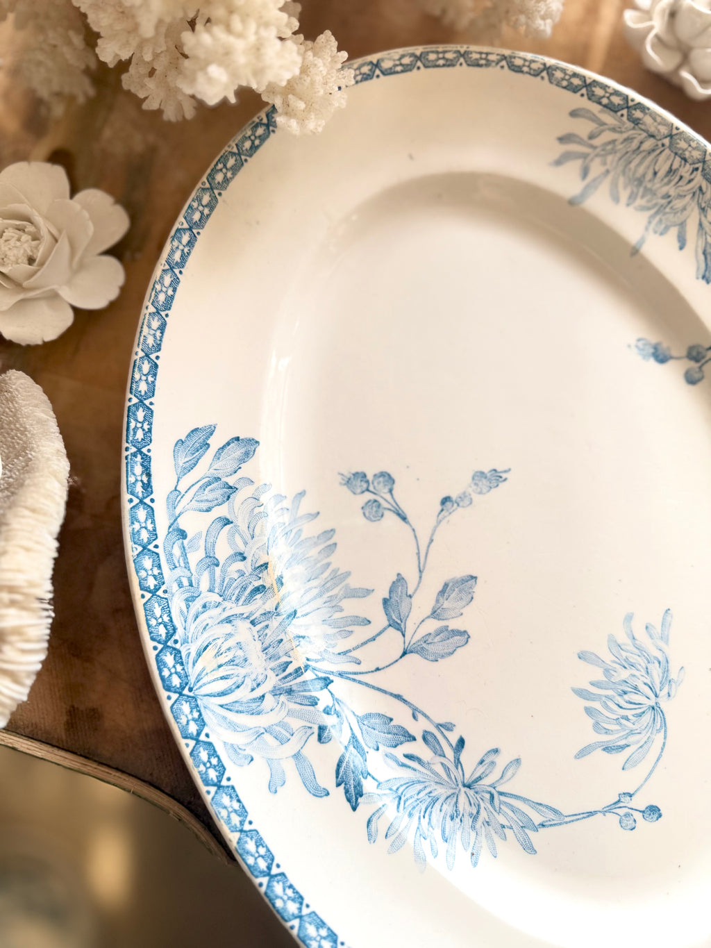 Plat Creil Et Montereau, terre de fer, « Turenne » - Le boudoir luxe de Solenn