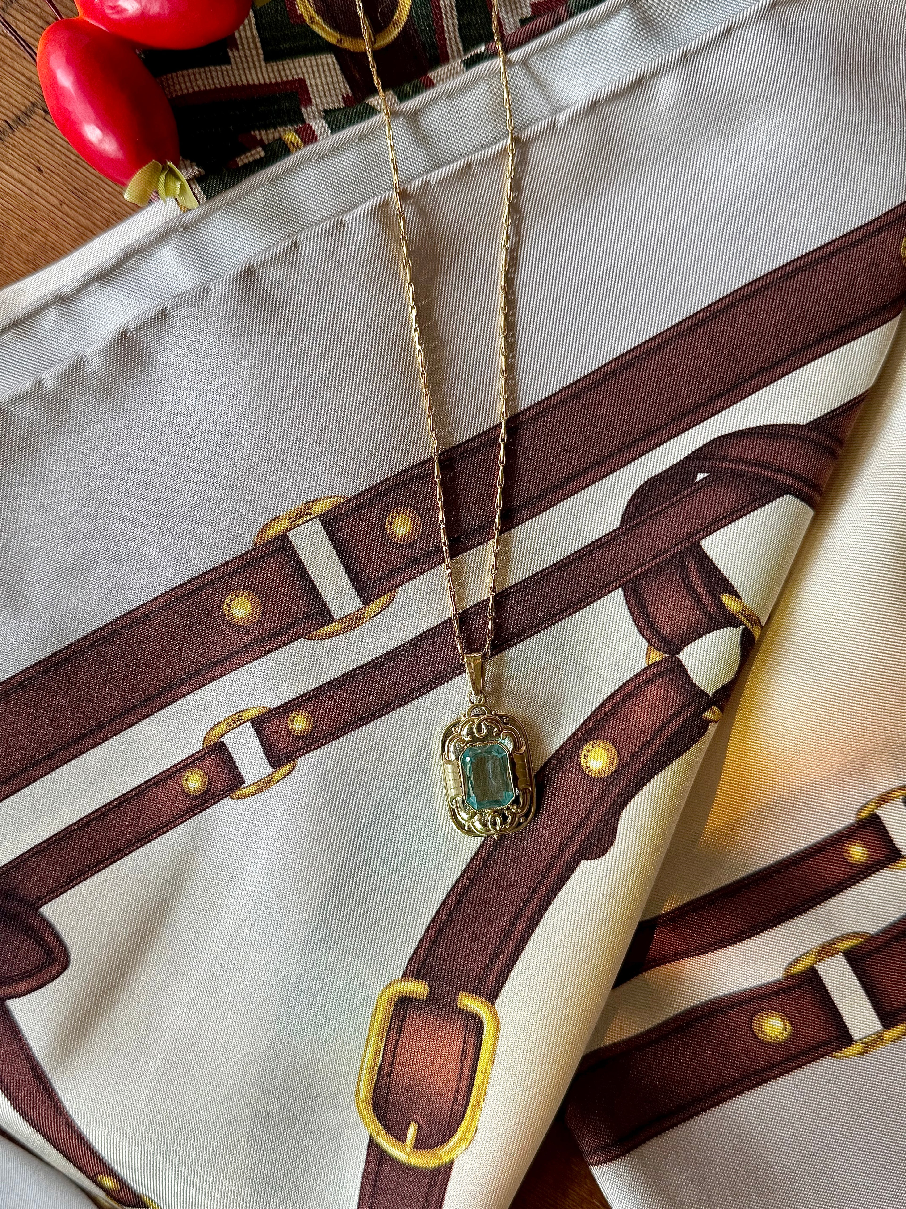 Collier 1920, plaqué or - Le boudoir luxe de Solenn