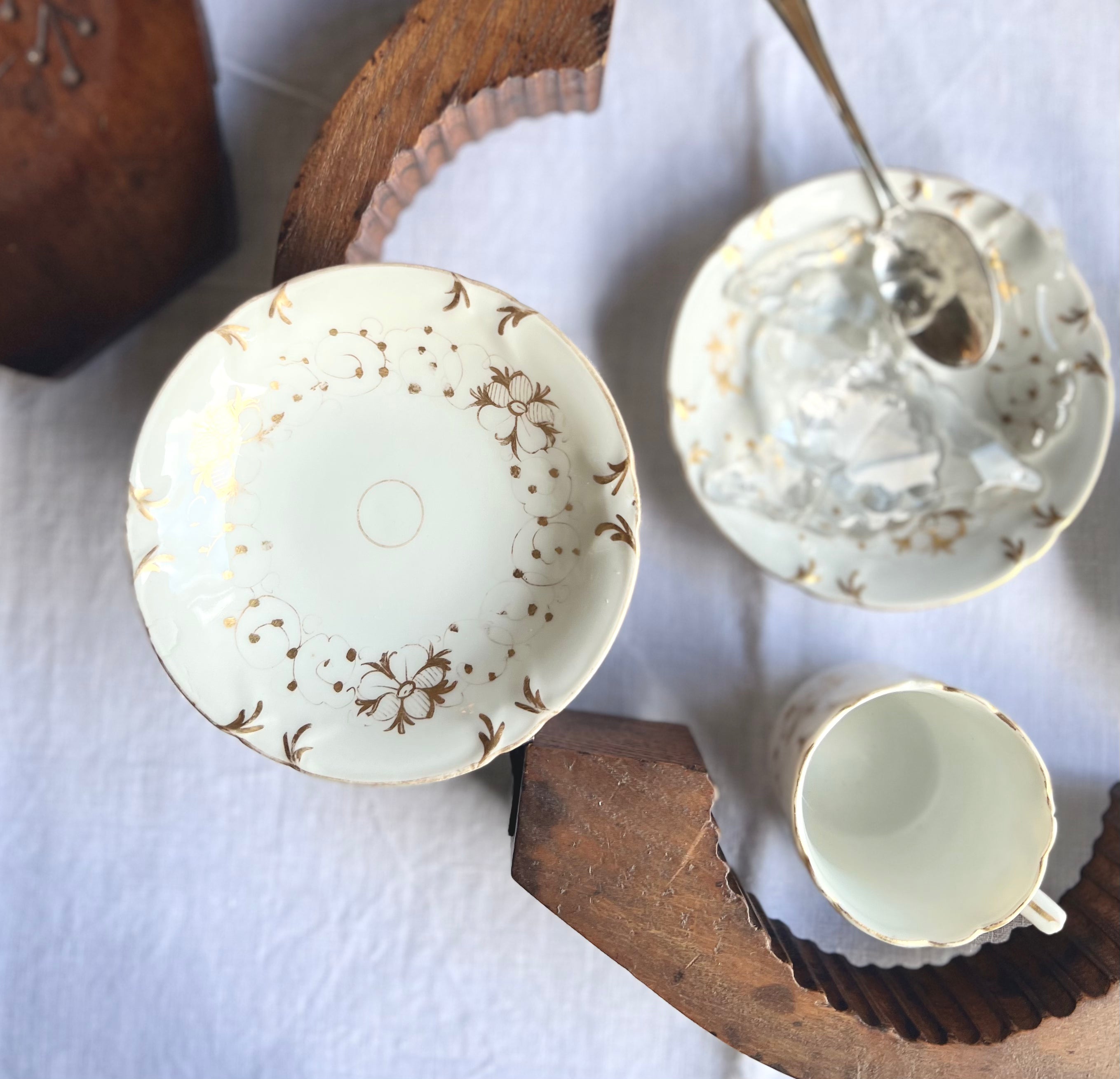 4 tasses à café Vieux Paris en porcelaine - Le boudoir luxe de Solenn