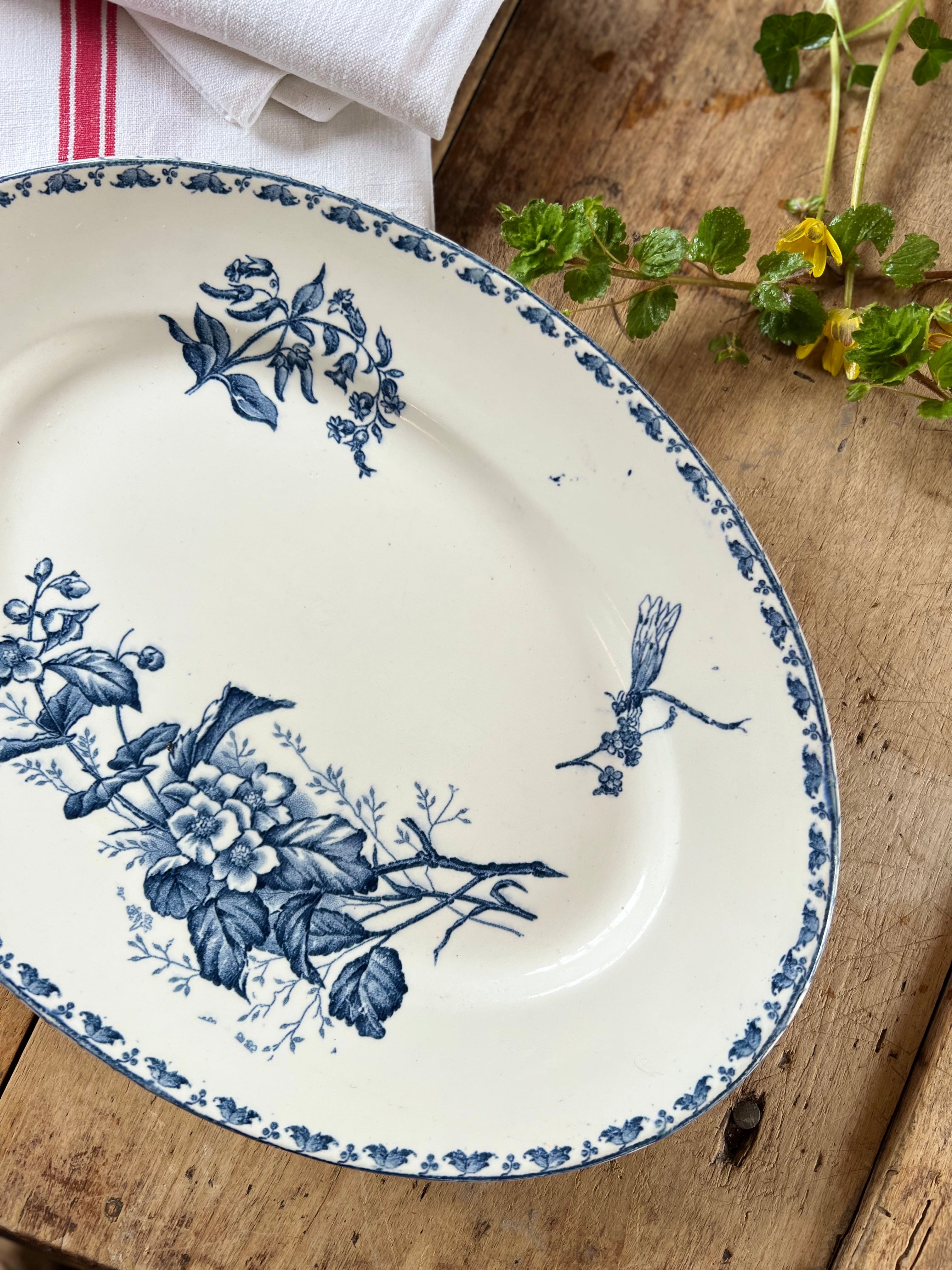 Plat Sarreguemines « Carmen », en terre de fer. - Le boudoir luxe de Solenn